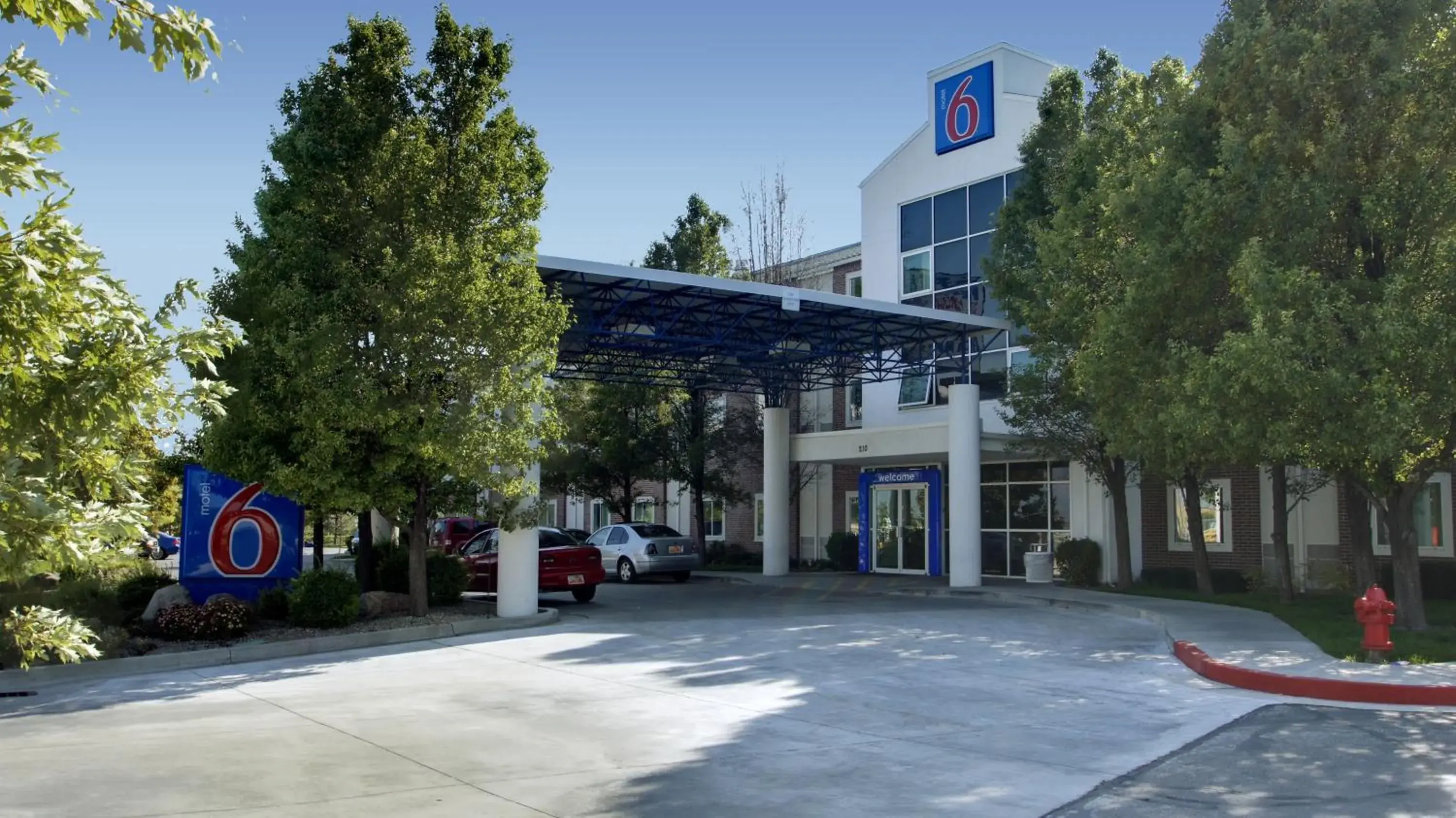 Facade/entrance, Property Building in Motel 6 Lehi, UT - Thanksgiving Point