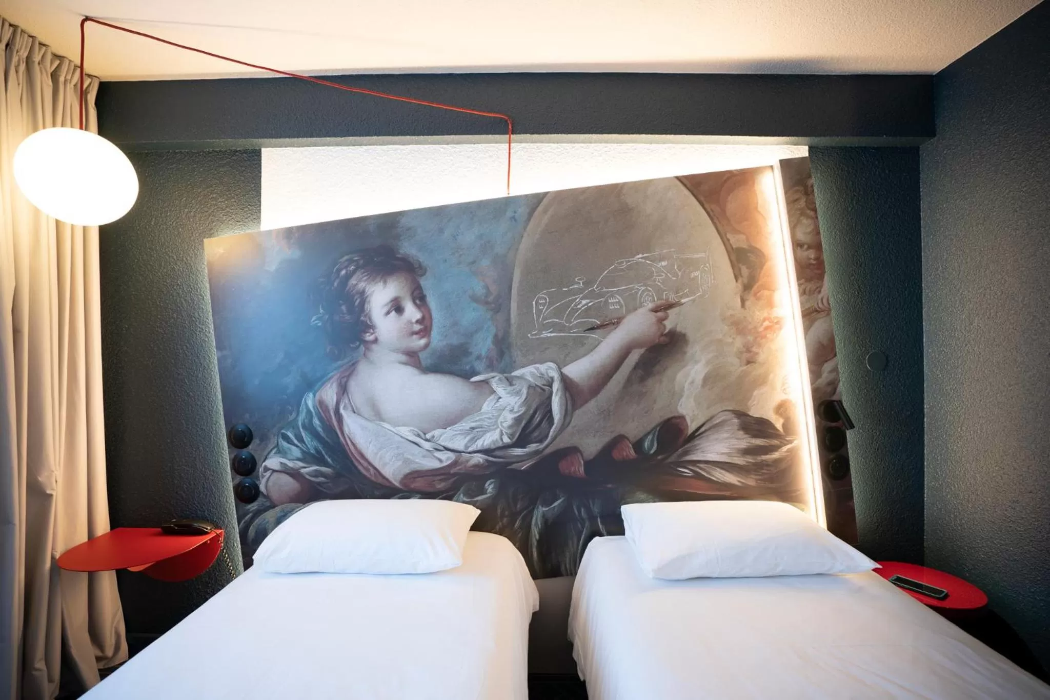 Photo of the whole room, Bed in ibis Styles Le Mans Gare Sud