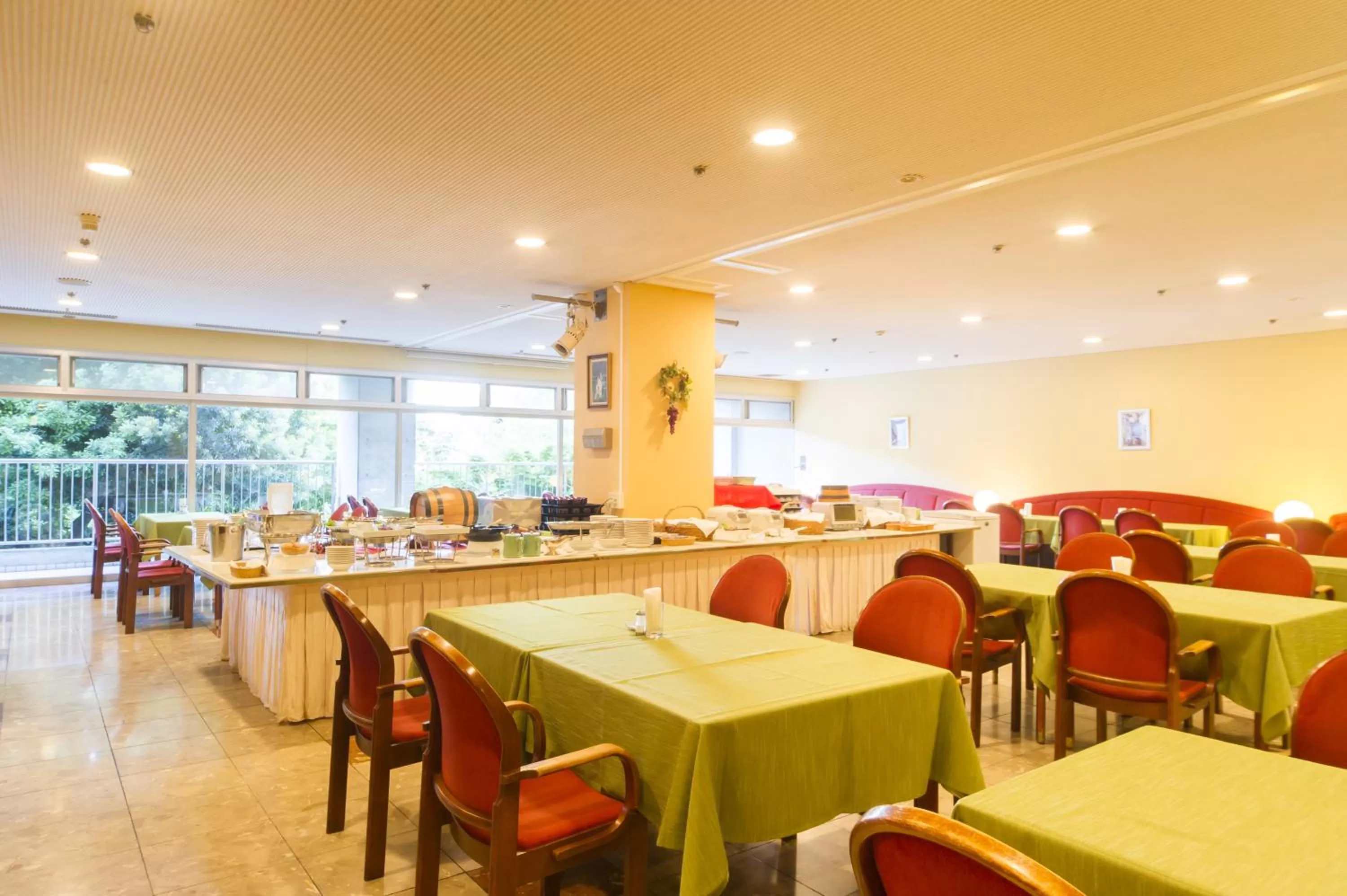Restaurant/places to eat in Hotel Hiroshima Sunplaza