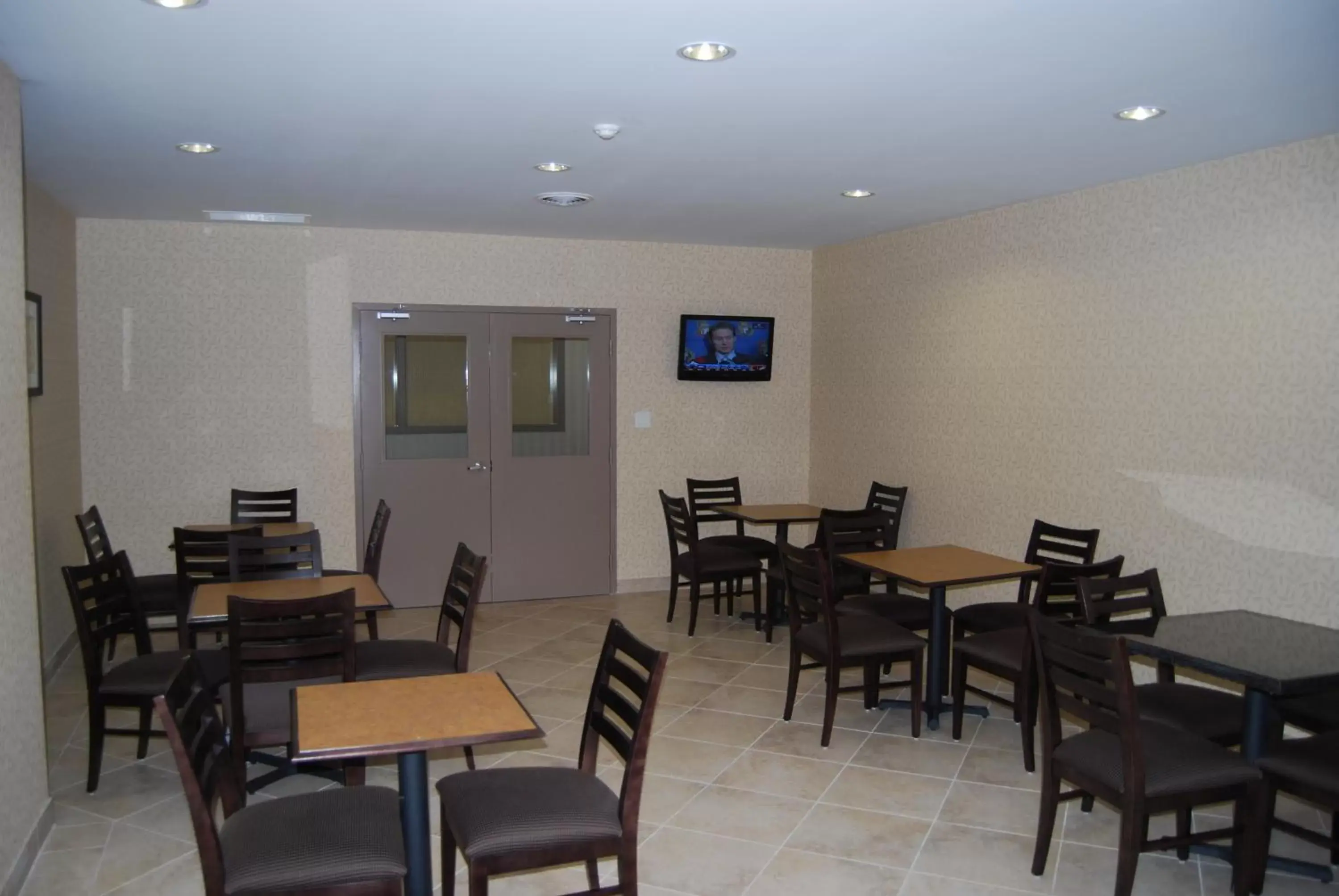 Restaurant/places to eat in Days Inn by Wyndham Brampton Restaurant/places to eat in Days Inn by Wyndham Brampton