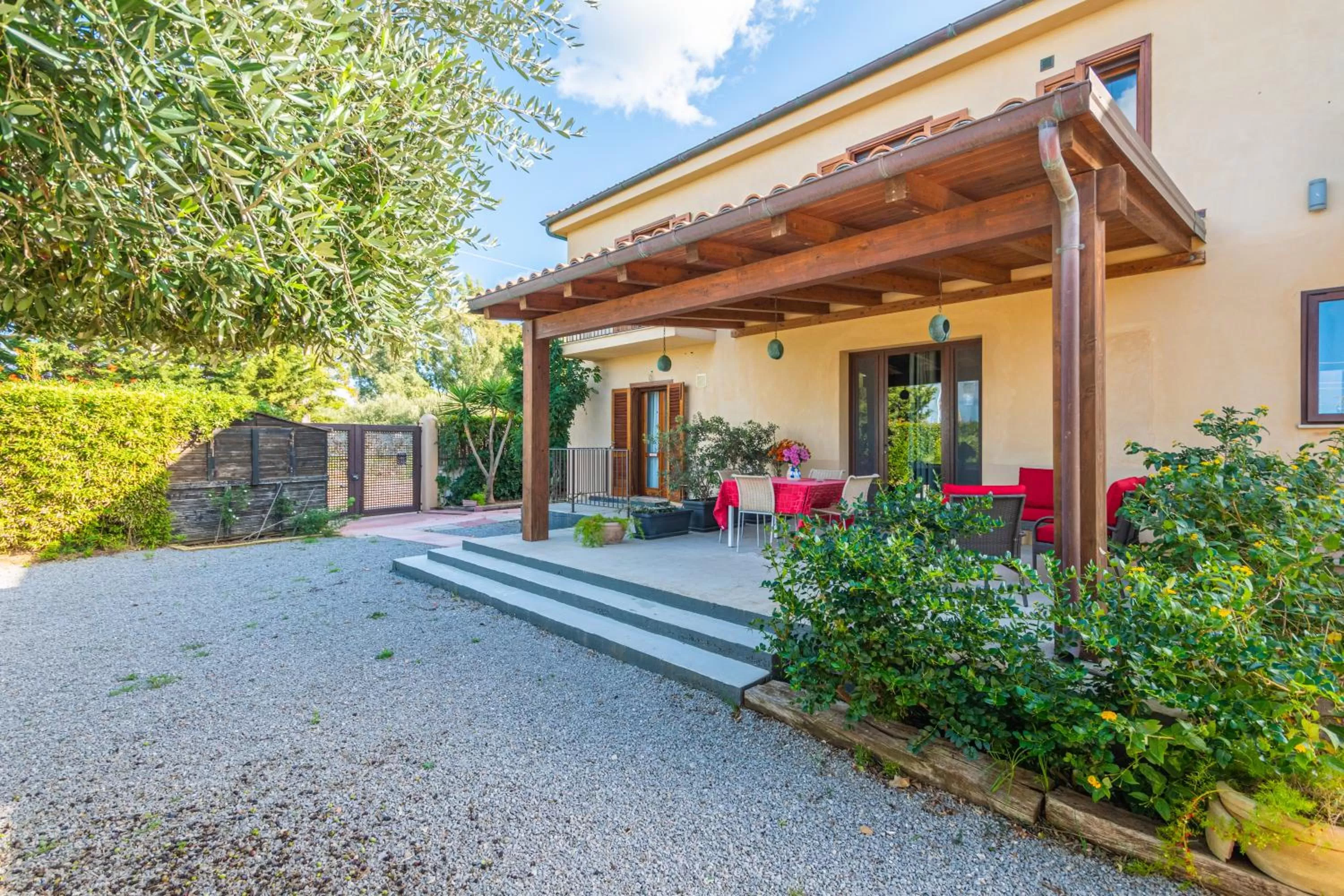 Facade/entrance in B&B Le Dune - Self Check in