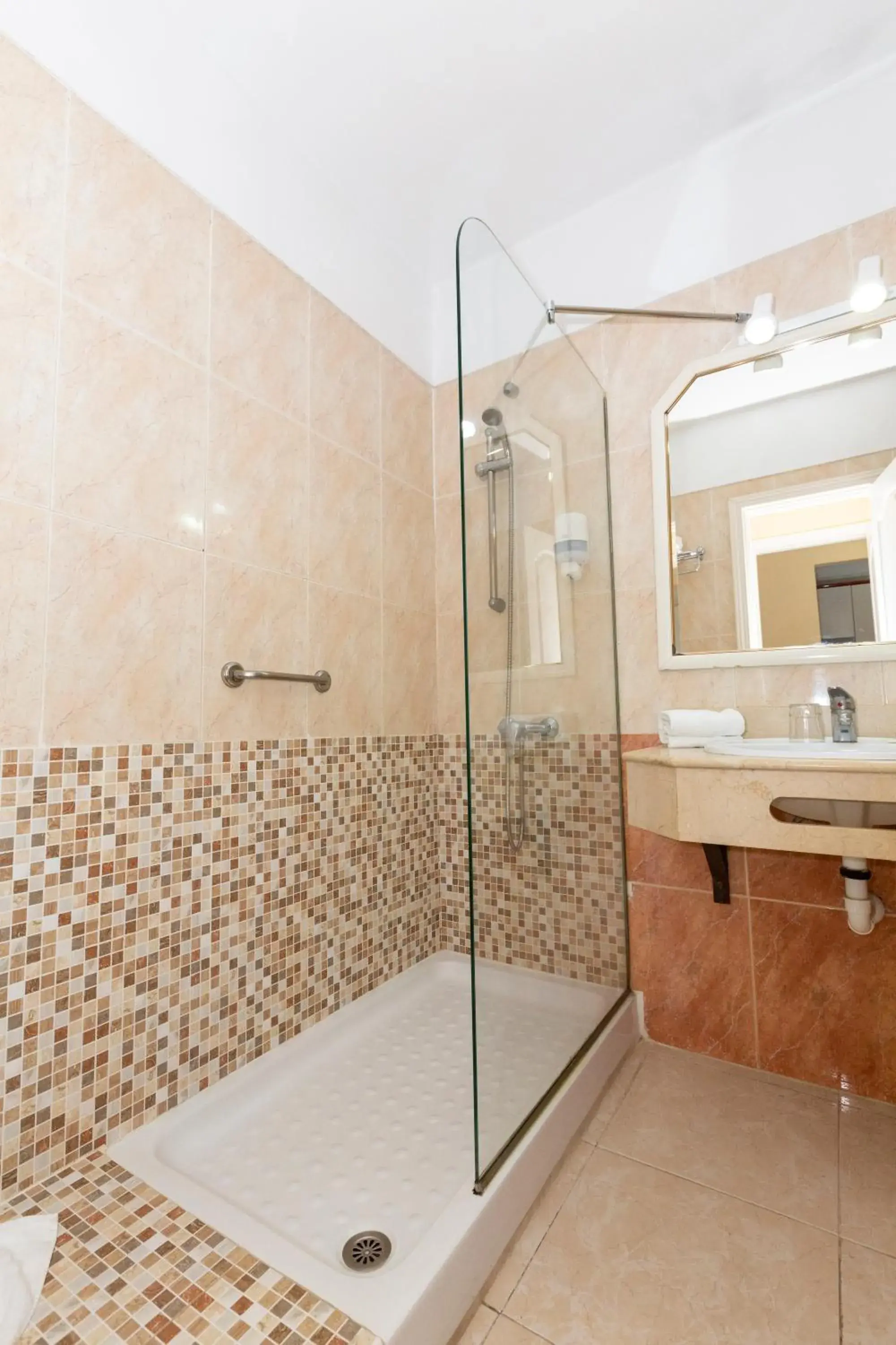 Bathroom in Villa De Adeje Beach