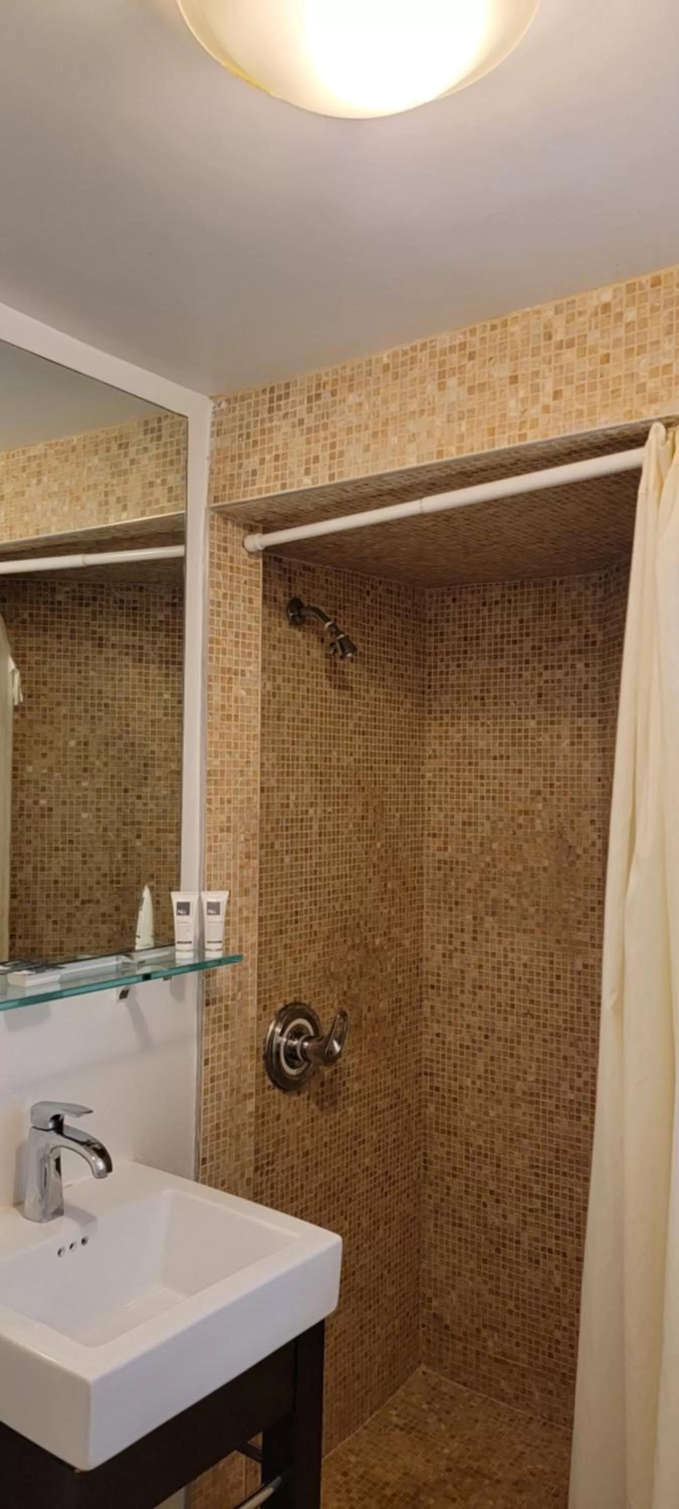 Bathroom in Incentra Village Hotel