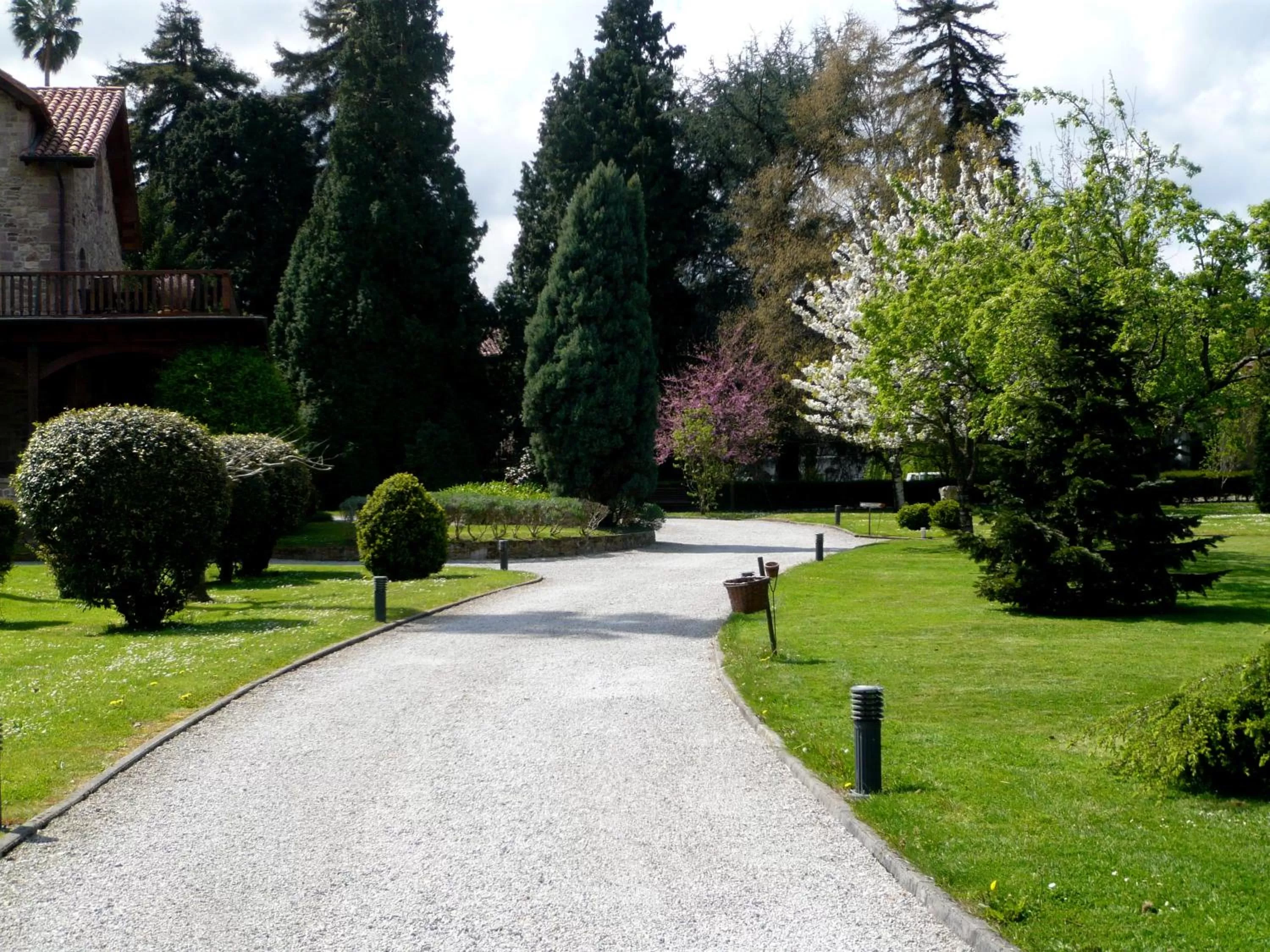Garden view in Jardin de Carrejo