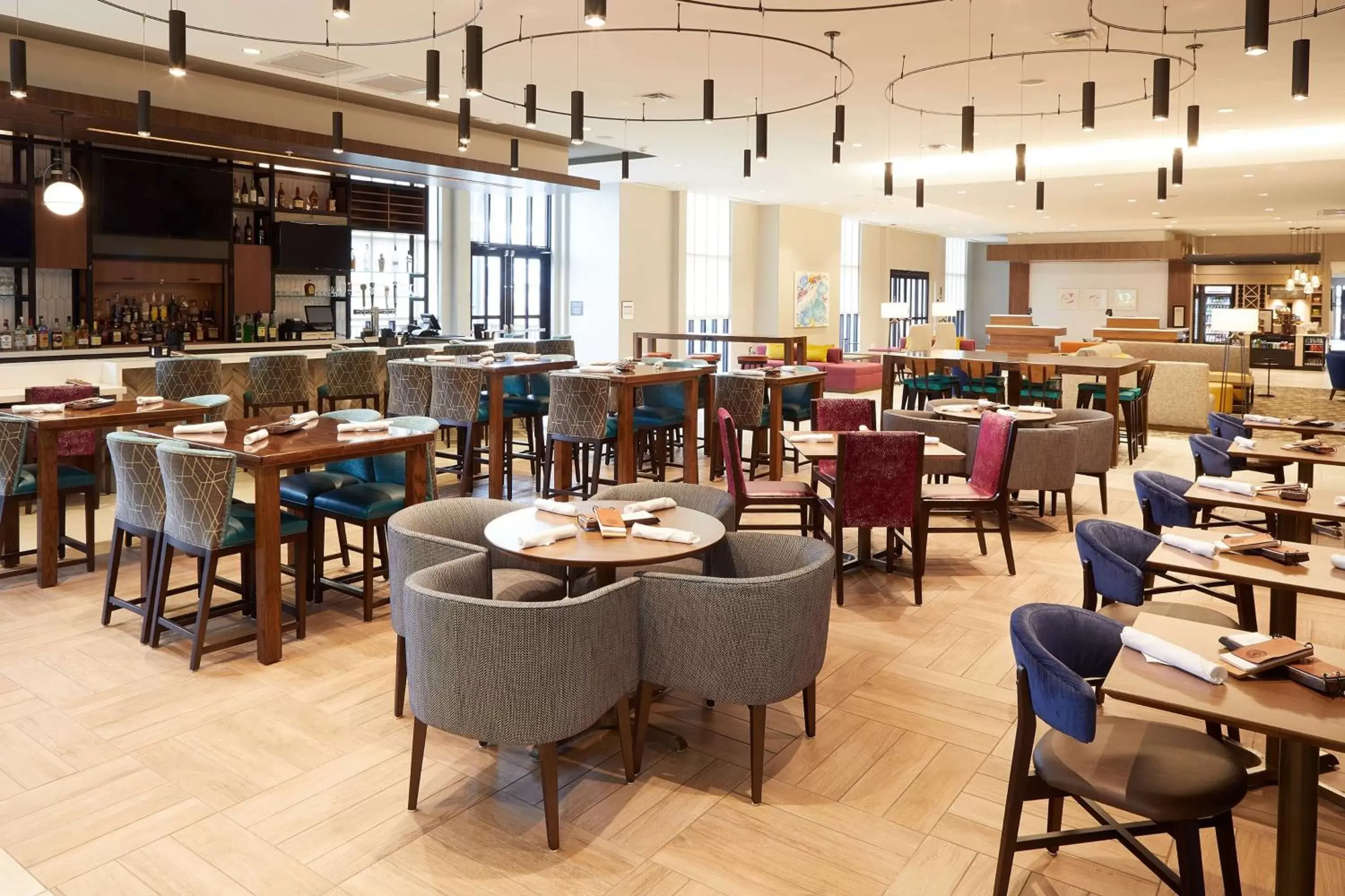 Lounge or bar, Restaurant/Places to Eat in Hilton Garden Inn Elizabethtown