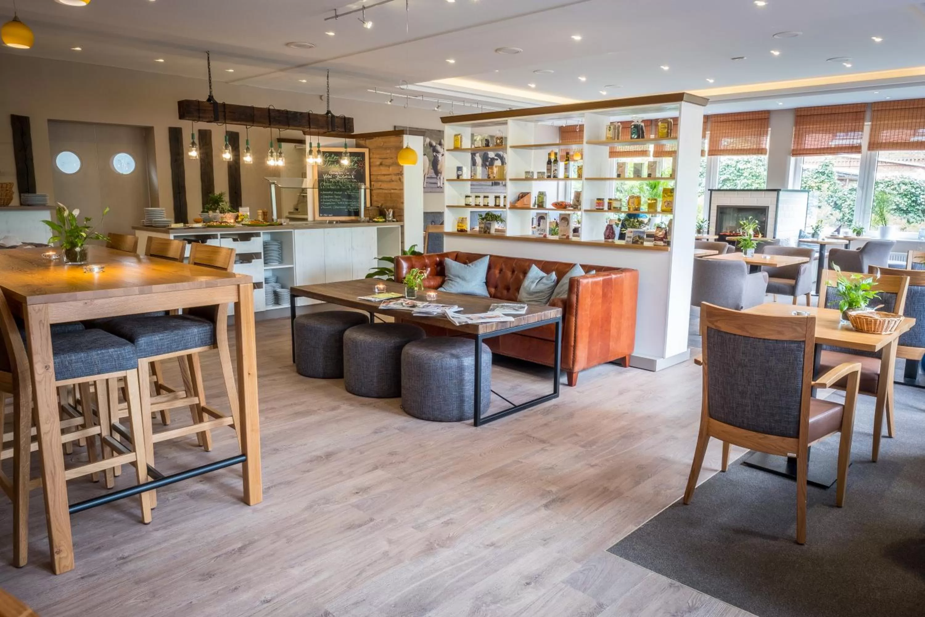 Restaurant/places to eat in BE BIO Hotel be active - Nähe historischer Hafen