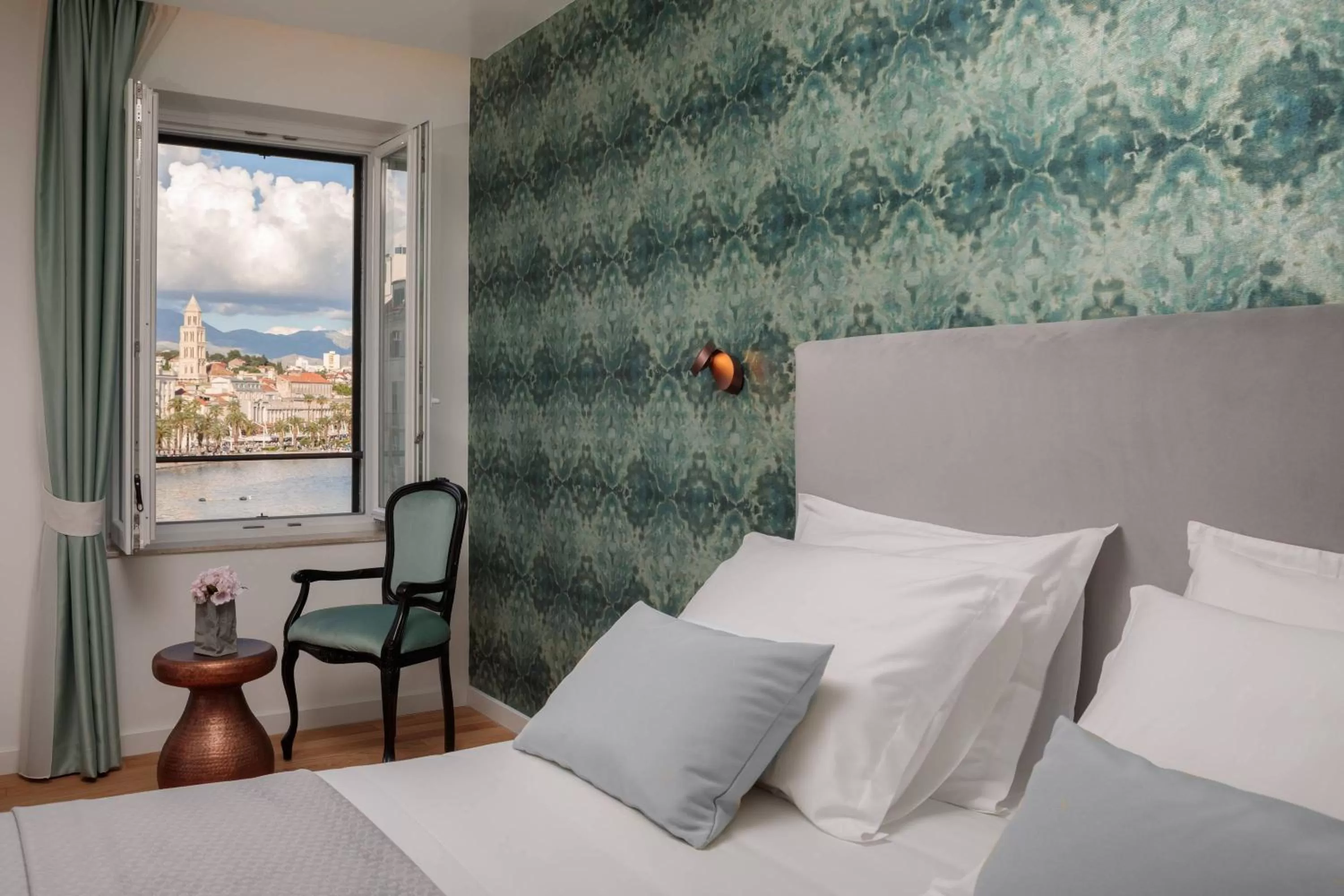 Bedroom, Bed in Belvedere Luxury Rooms - Breathtaking View