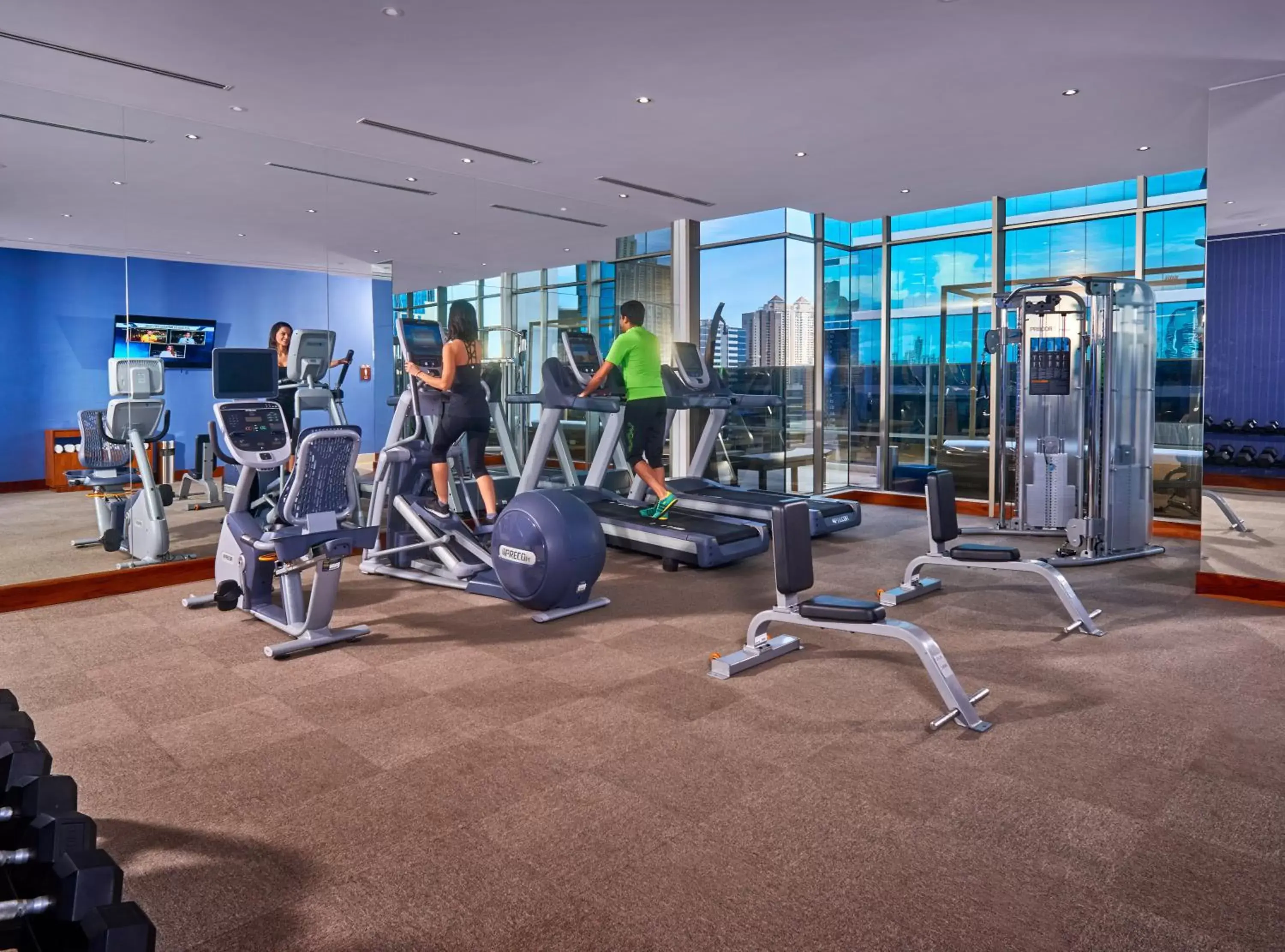Fitness centre/facilities in Global Hotel Panama Fitness centre/facilities in Global Hotel Panama