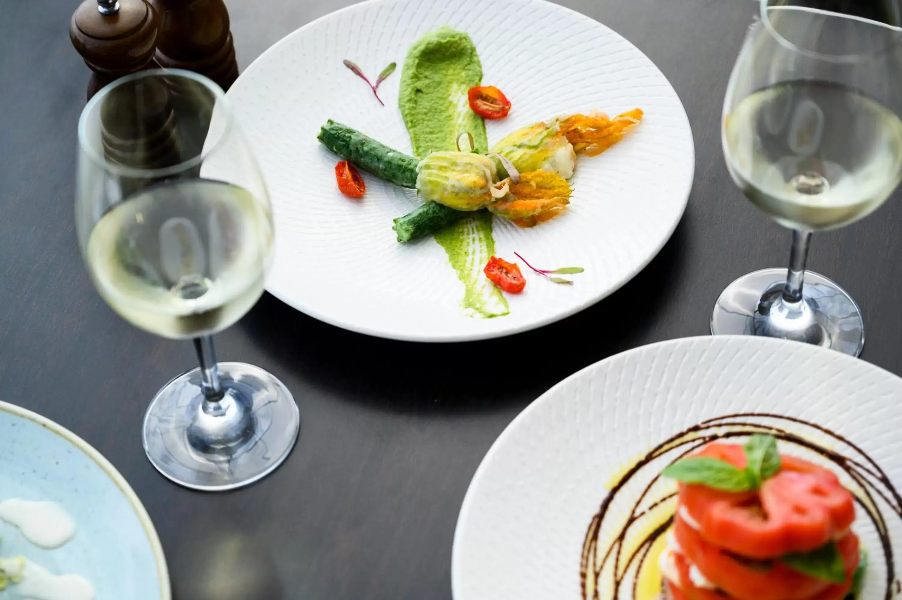 Food in Rendezvous Hotel Perth Scarborough Food in Rendezvous Hotel Perth Scarborough