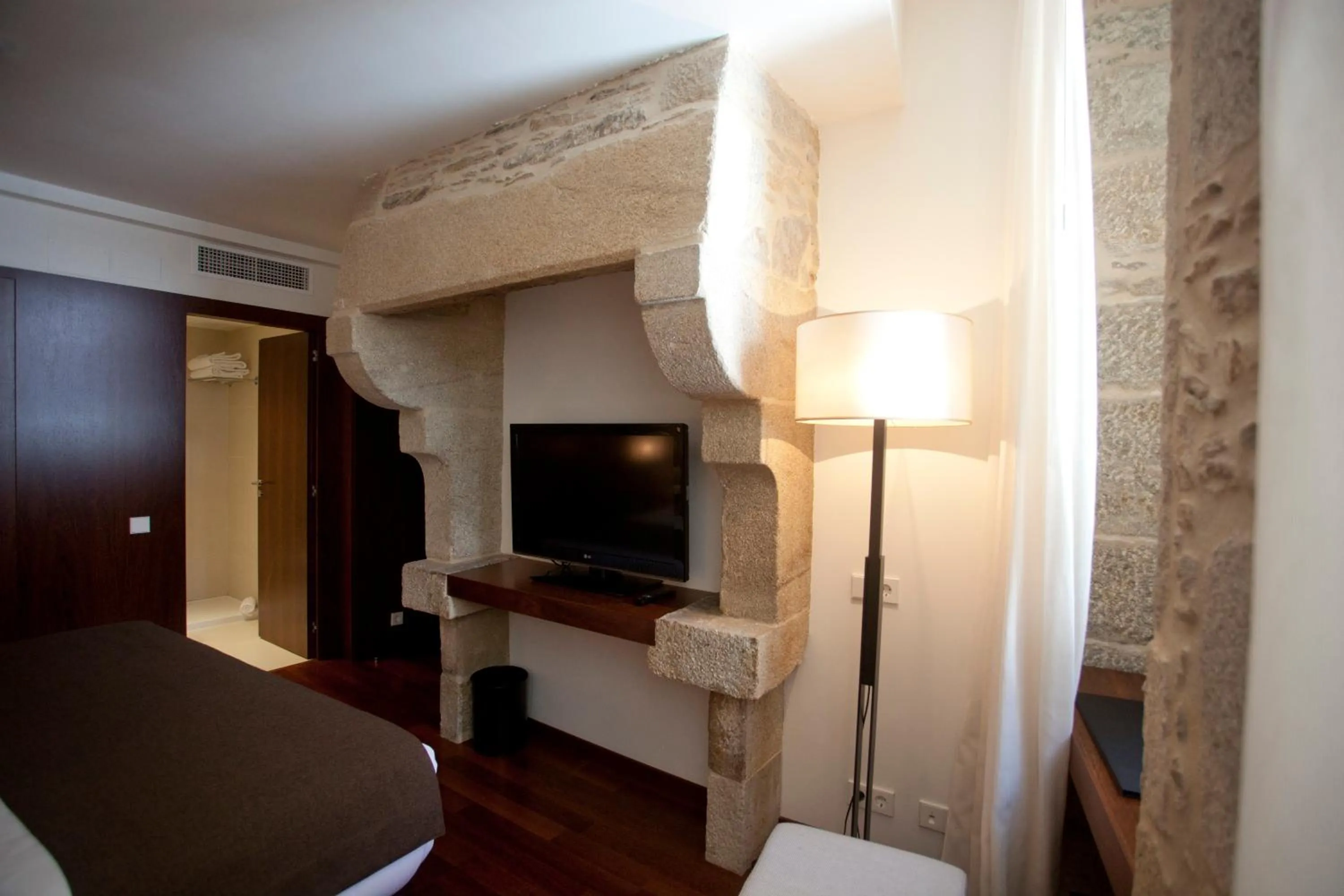 TV and multimedia in Carris Casa de la Troya