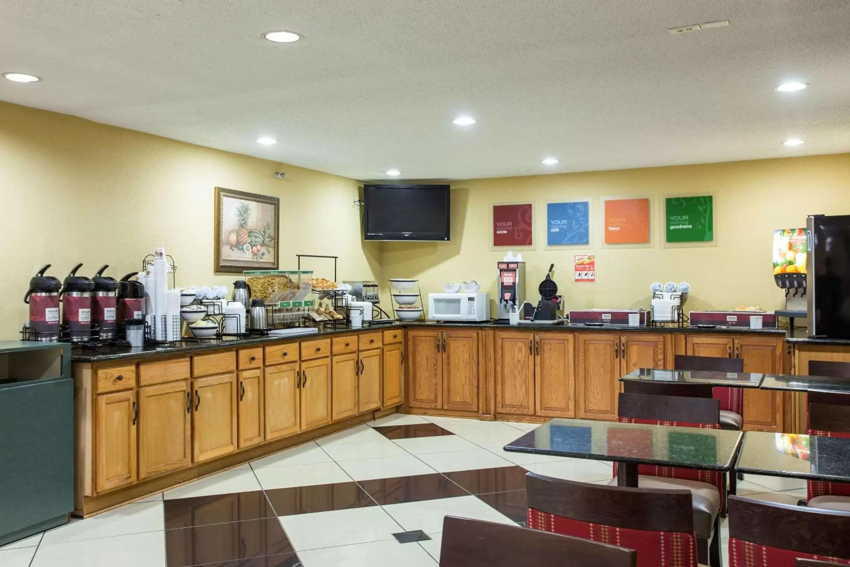 Restaurant/Places to Eat in Comfort Inn Columbia -Bush River