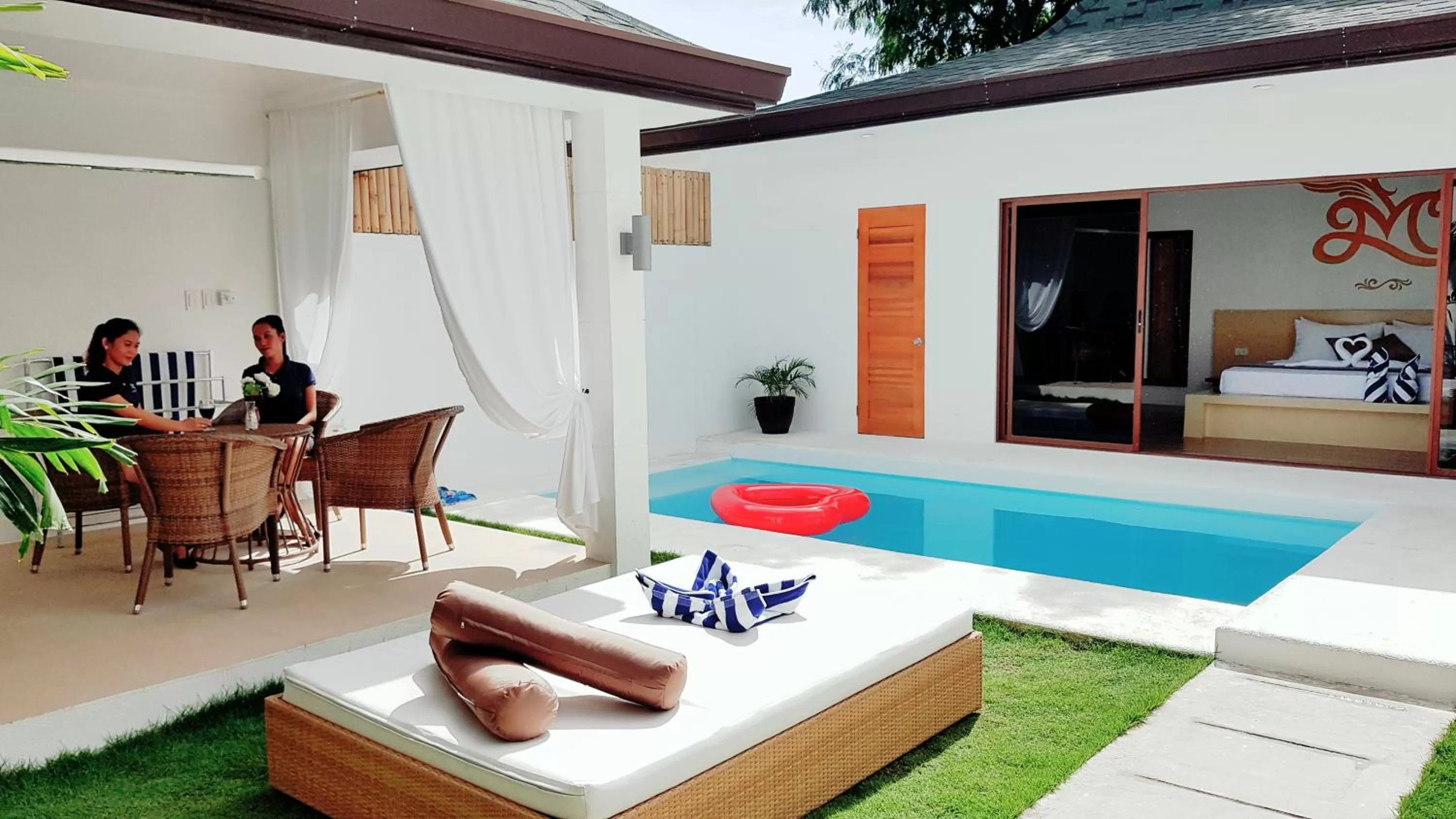 Patio in Montecarlo Villas Panglao