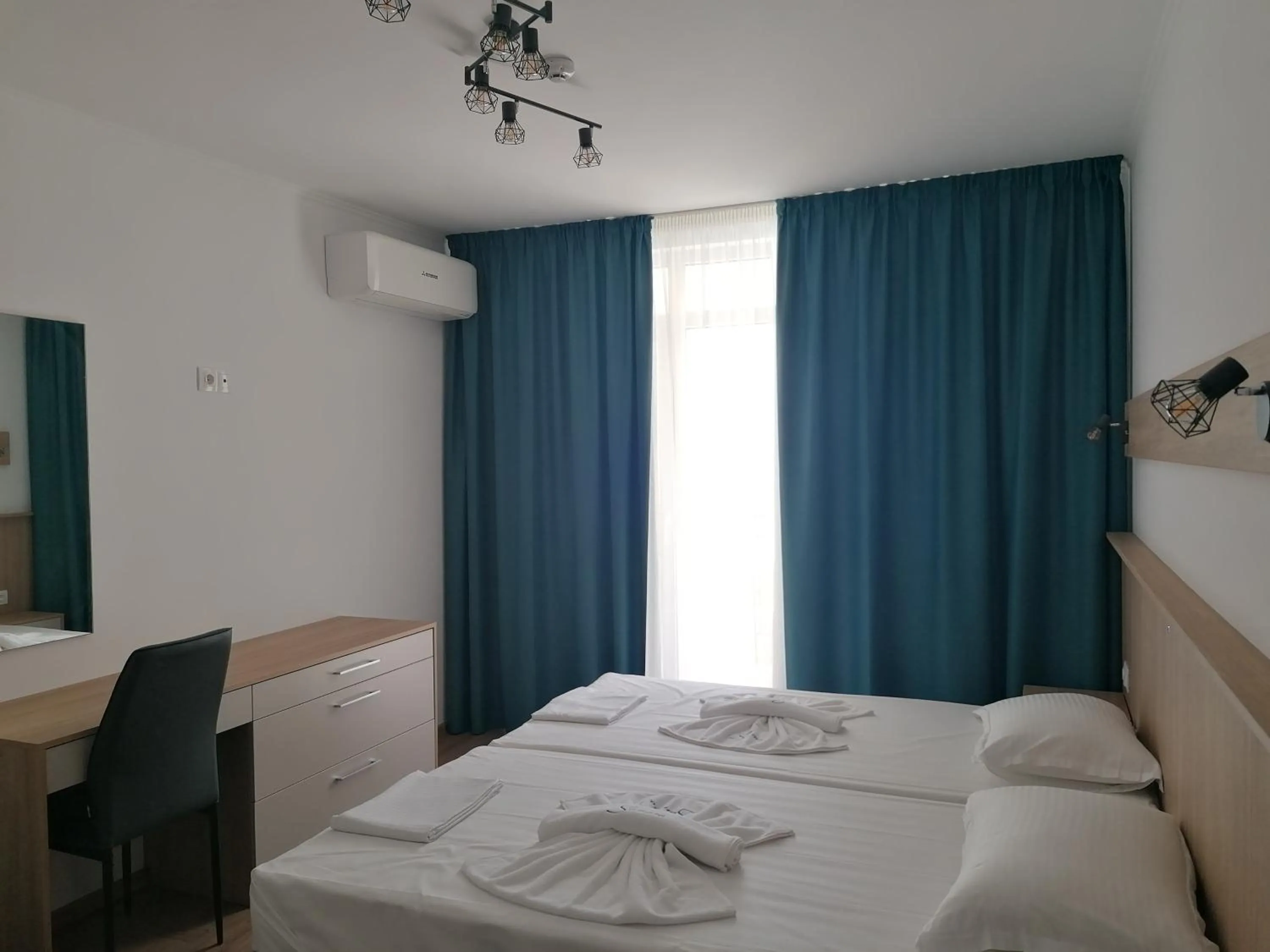 Two-Bedroom Apartment in Hotel Samara with Relax area