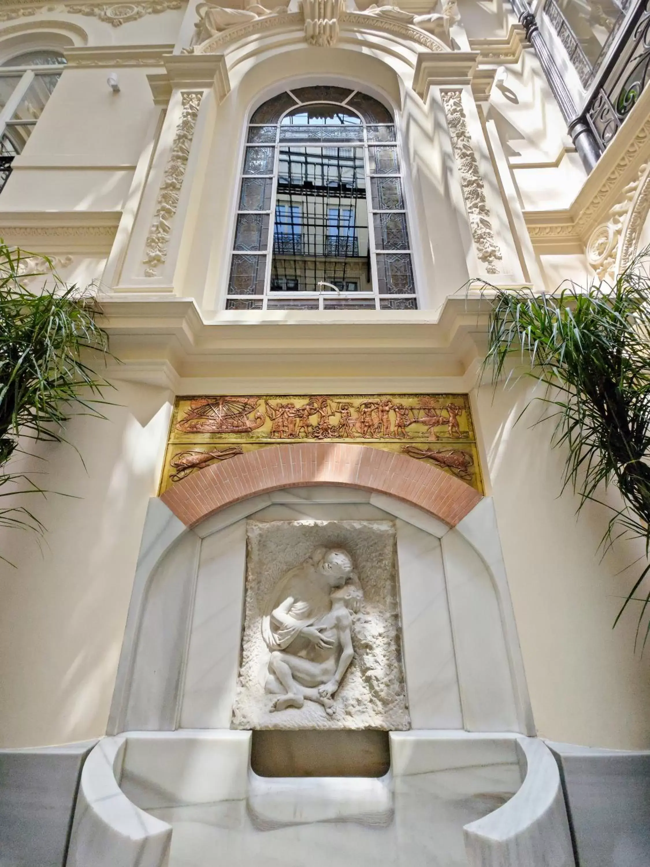 Patio in Palacio Gran Vía, a Royal Hideaway Hotel