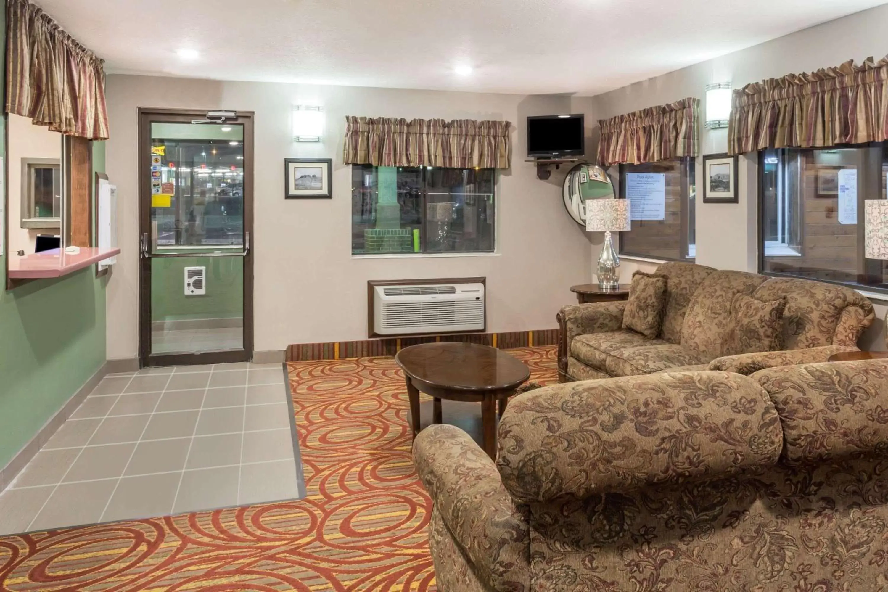 Lobby or reception, Lobby/Reception in Super 8 by Wyndham Rock Springs