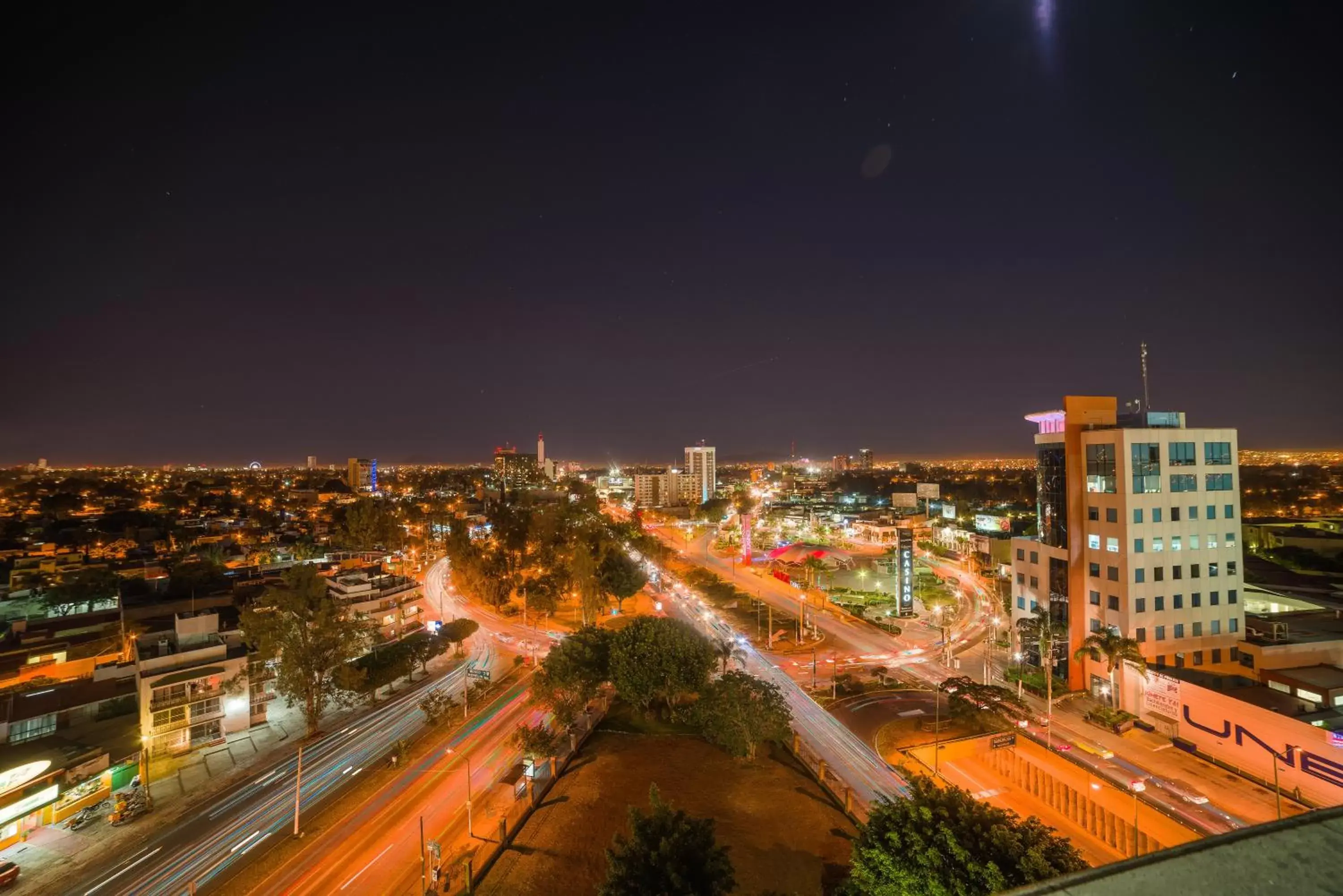 Property building in Holiday Inn Guadalajara Expo Plaza del Sol, an IHG Hotel