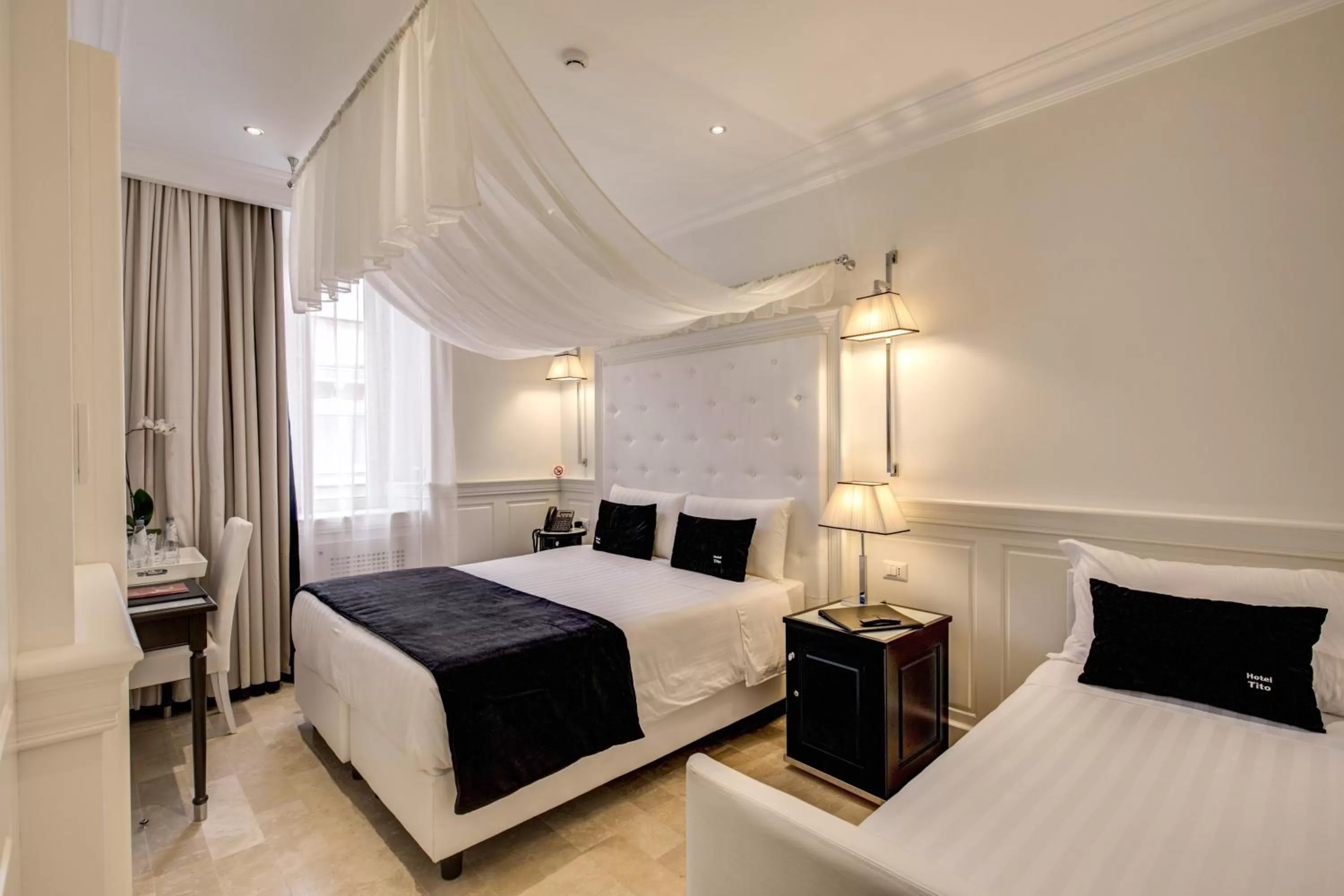 Photo of the whole room, Bed in Hotel Tito