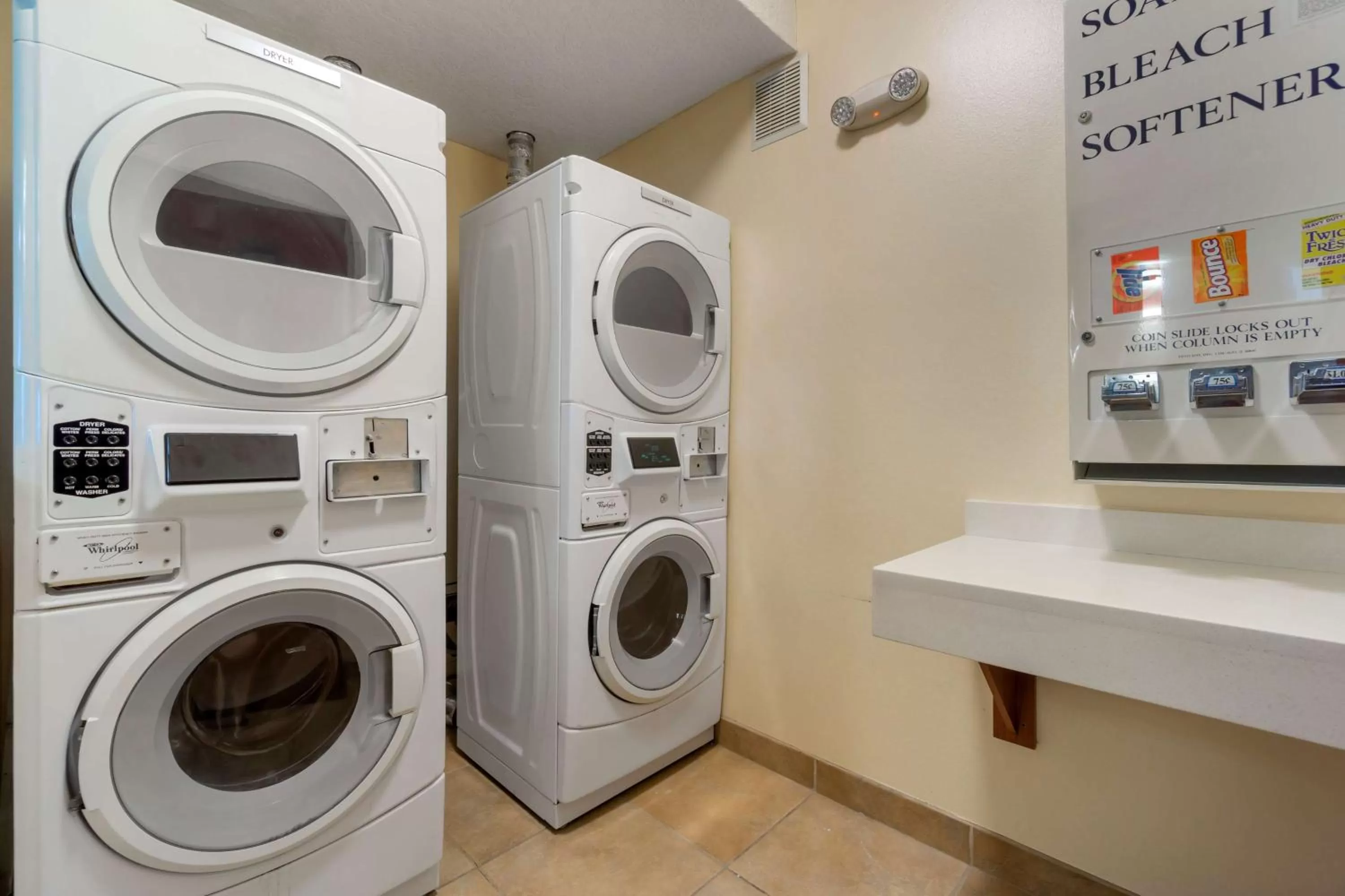 laundry in Best Western Plus Park Place Inn & Suites