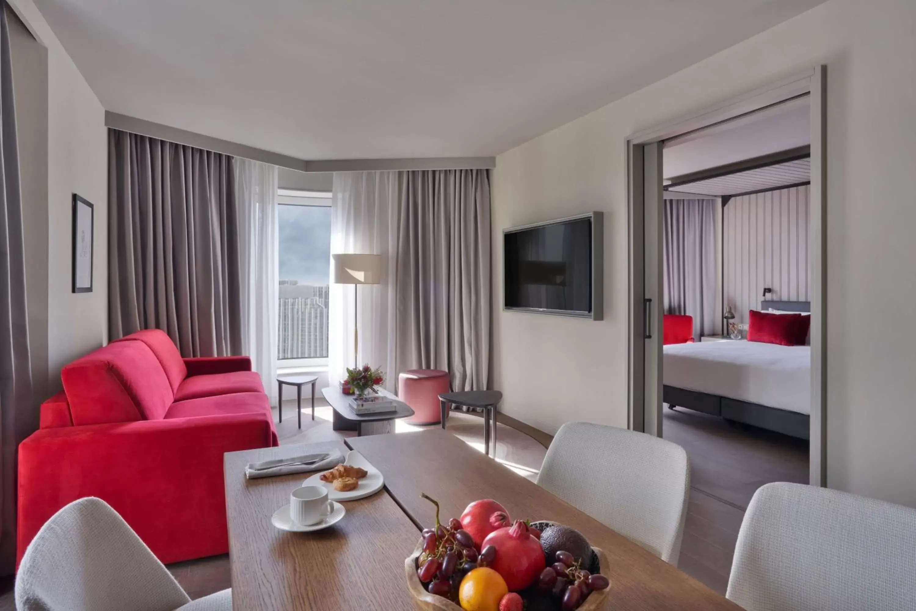 Bedroom, Seating Area in Canopy by Hilton Madrid Castellana