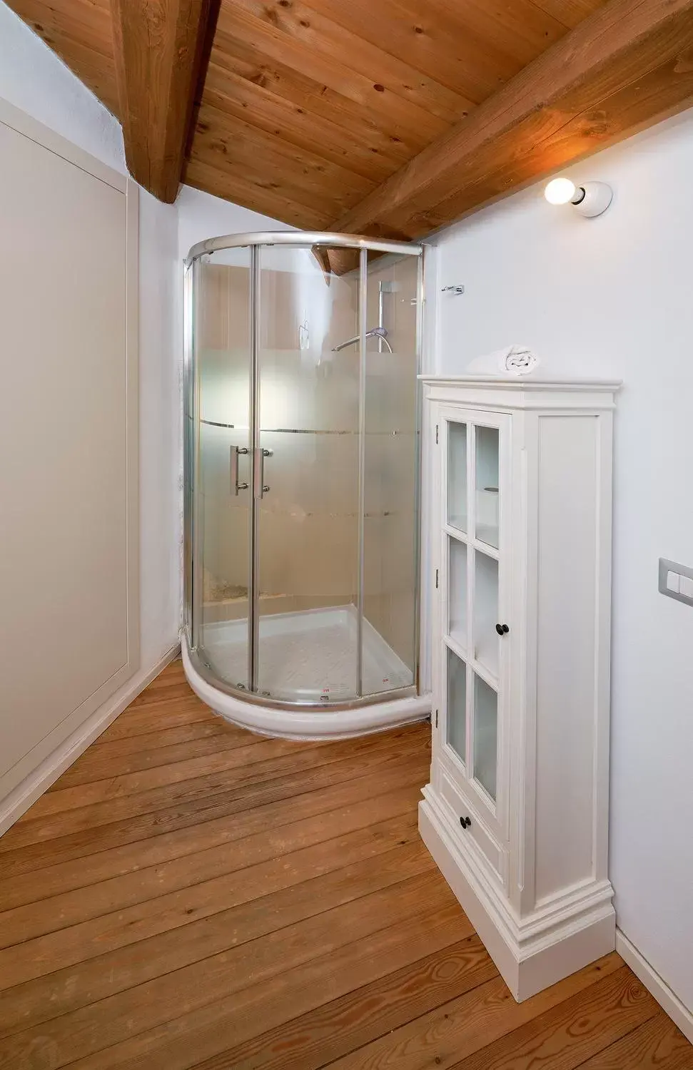 Shower, Bathroom in Petrantica Resort