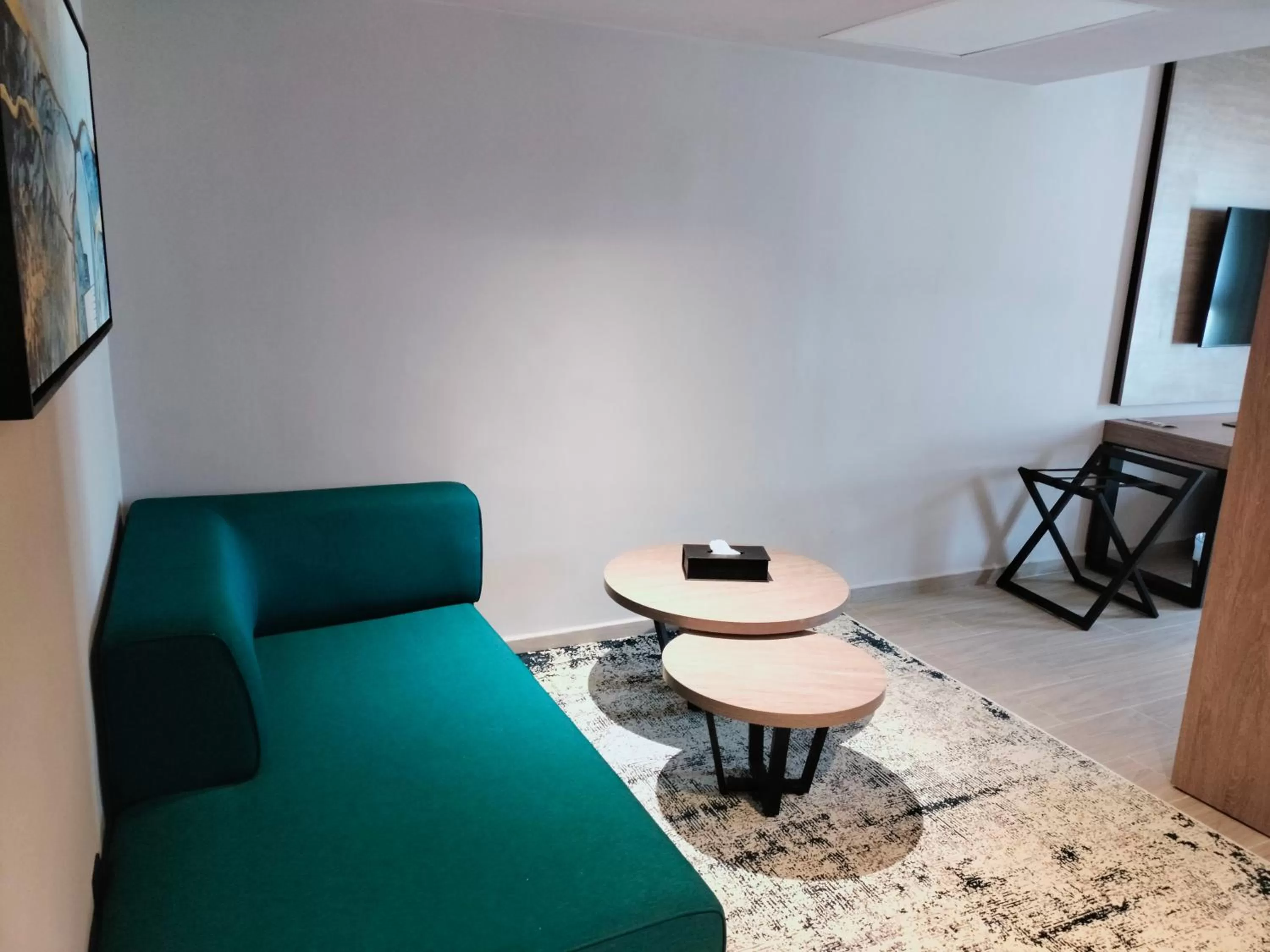 Seating area in Golden Tulip El Mechtel