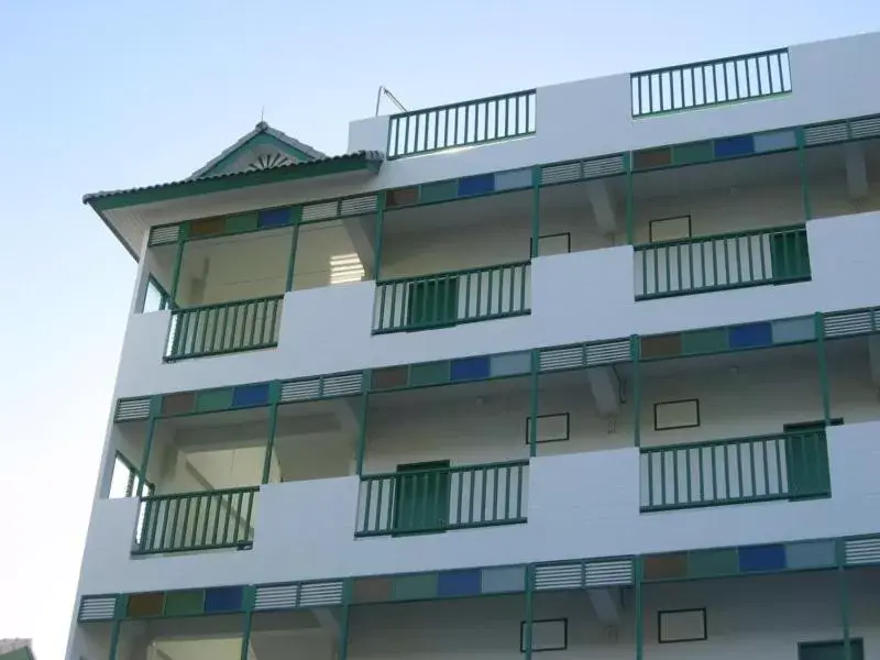 Property building in Makmai Villa - Rayong Property building in Makmai Villa - Rayong