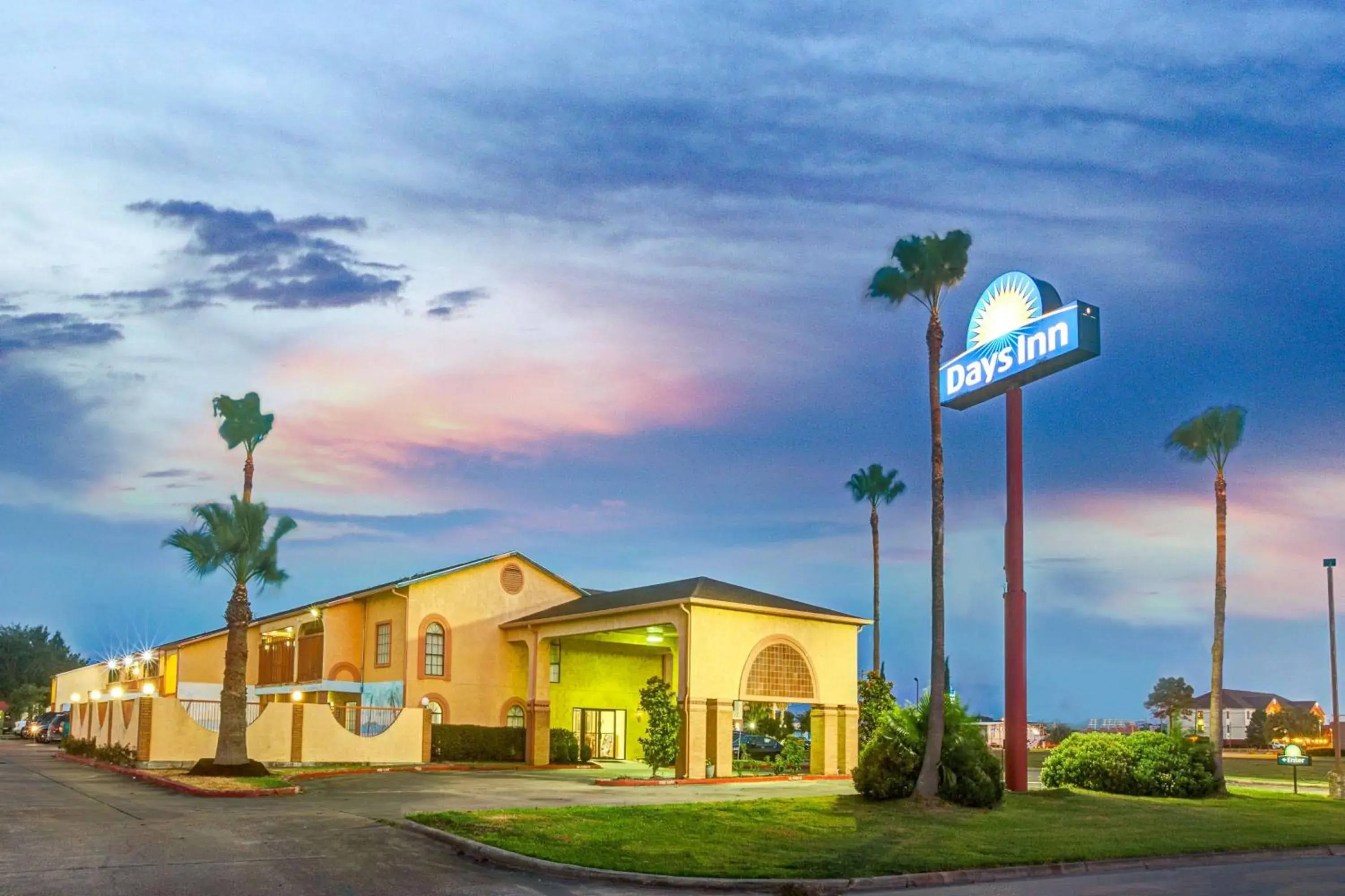 Property Building in Americas Best Value Inn and Suites LaPorte/Houston