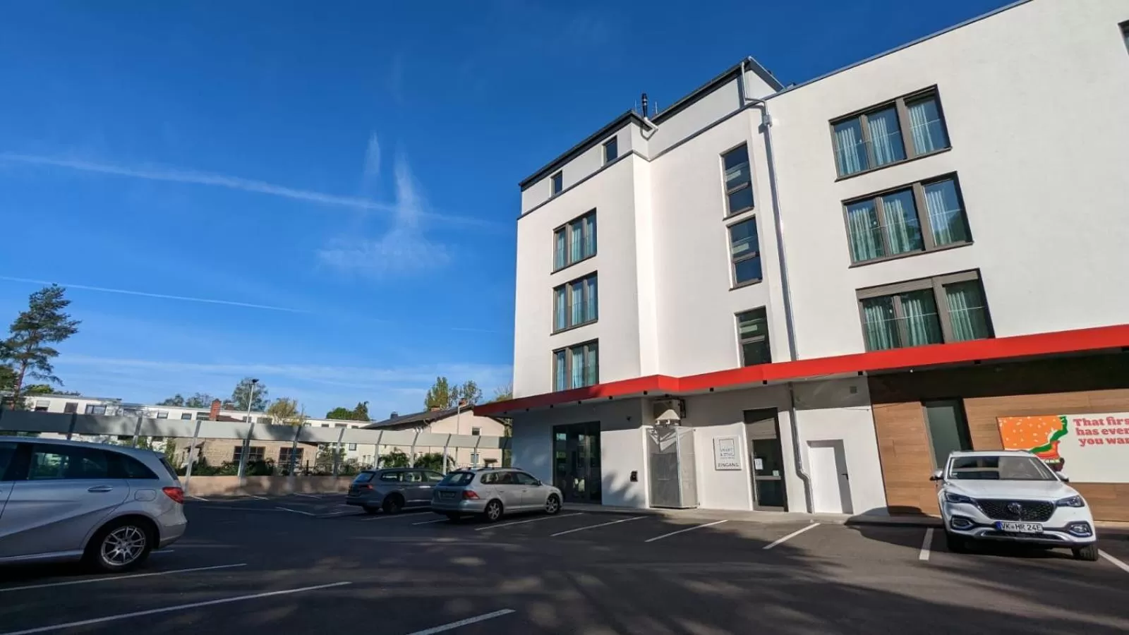 Parking in Smart & Stay Aparthotel Saarbrücken Süd - Self-Check-In - Free Parking