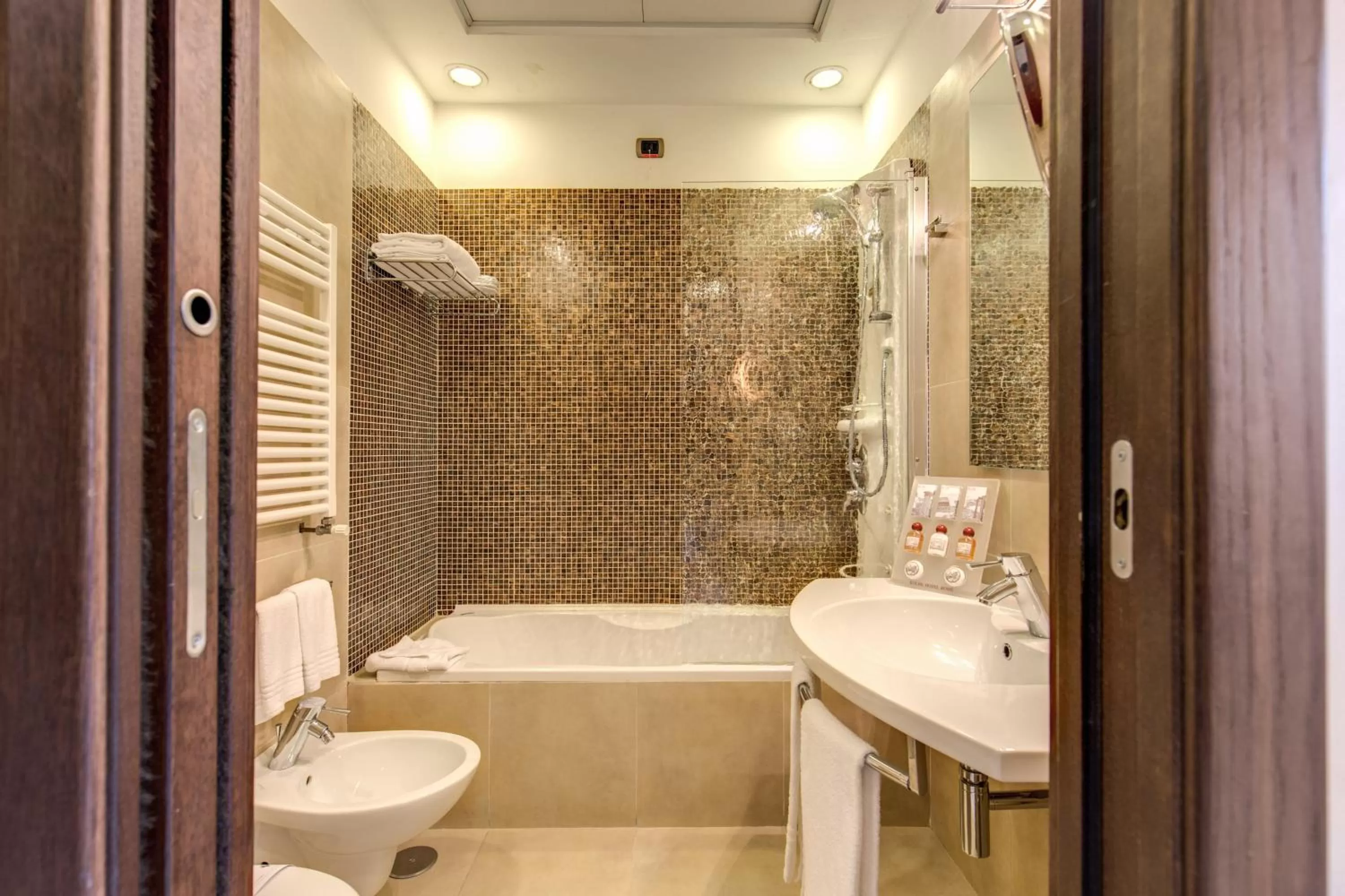 Bathroom in Kolbe Hotel Rome