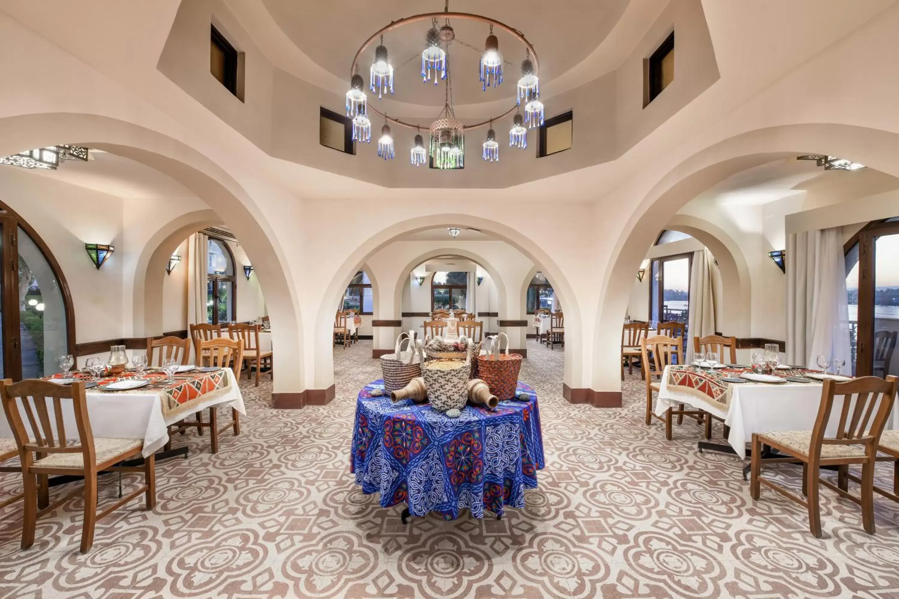 Restaurant/Places to Eat in Iberotel Luxor