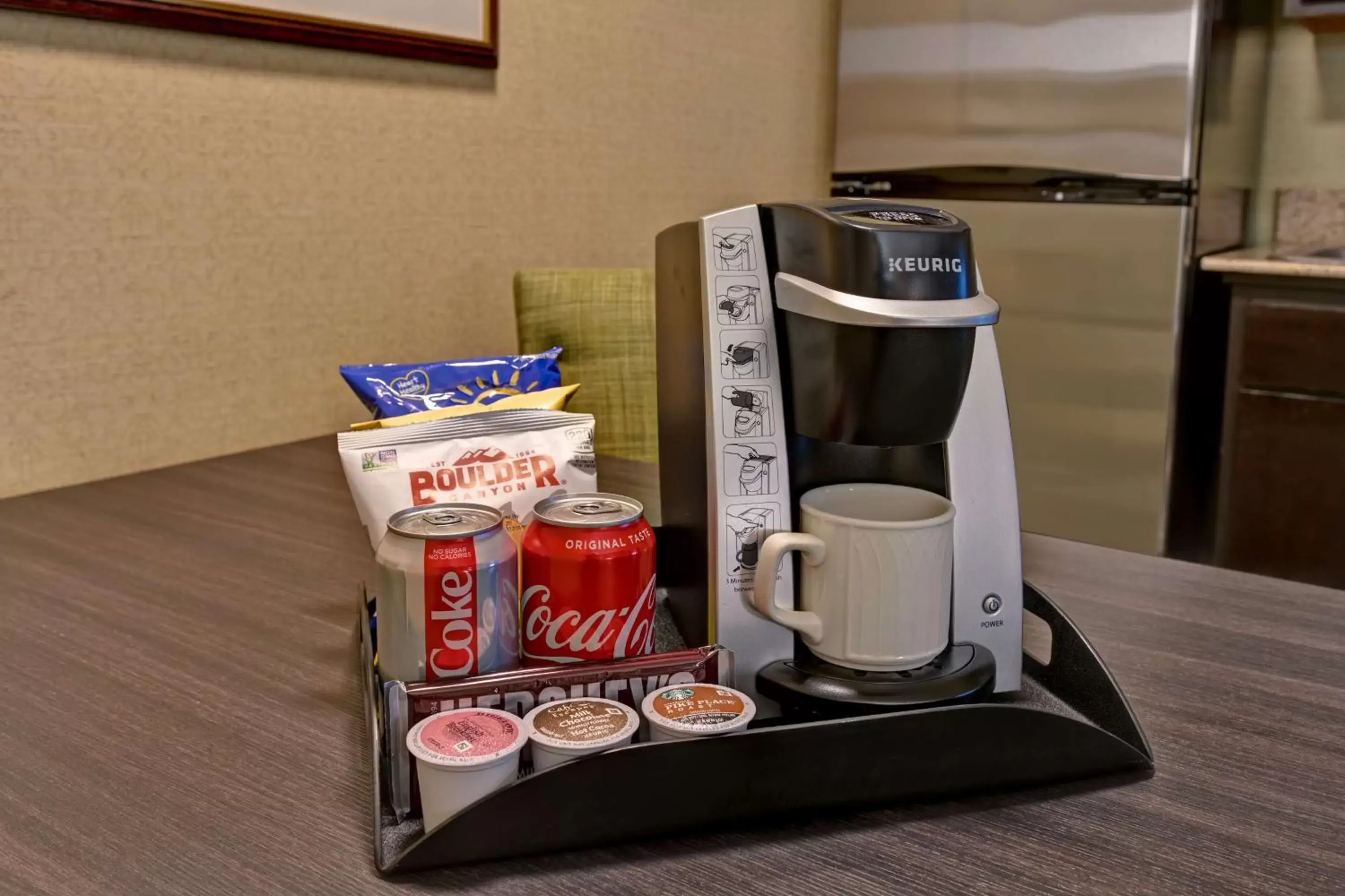 Photo of the whole room, Coffee/Tea Facilities in Homewood Suites by Hilton Boulder