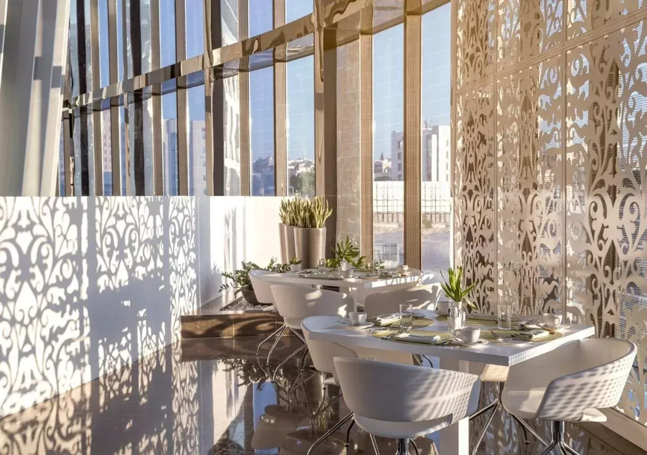 Restaurant/places to eat in Amman Rotana Restaurant/places to eat in Amman Rotana