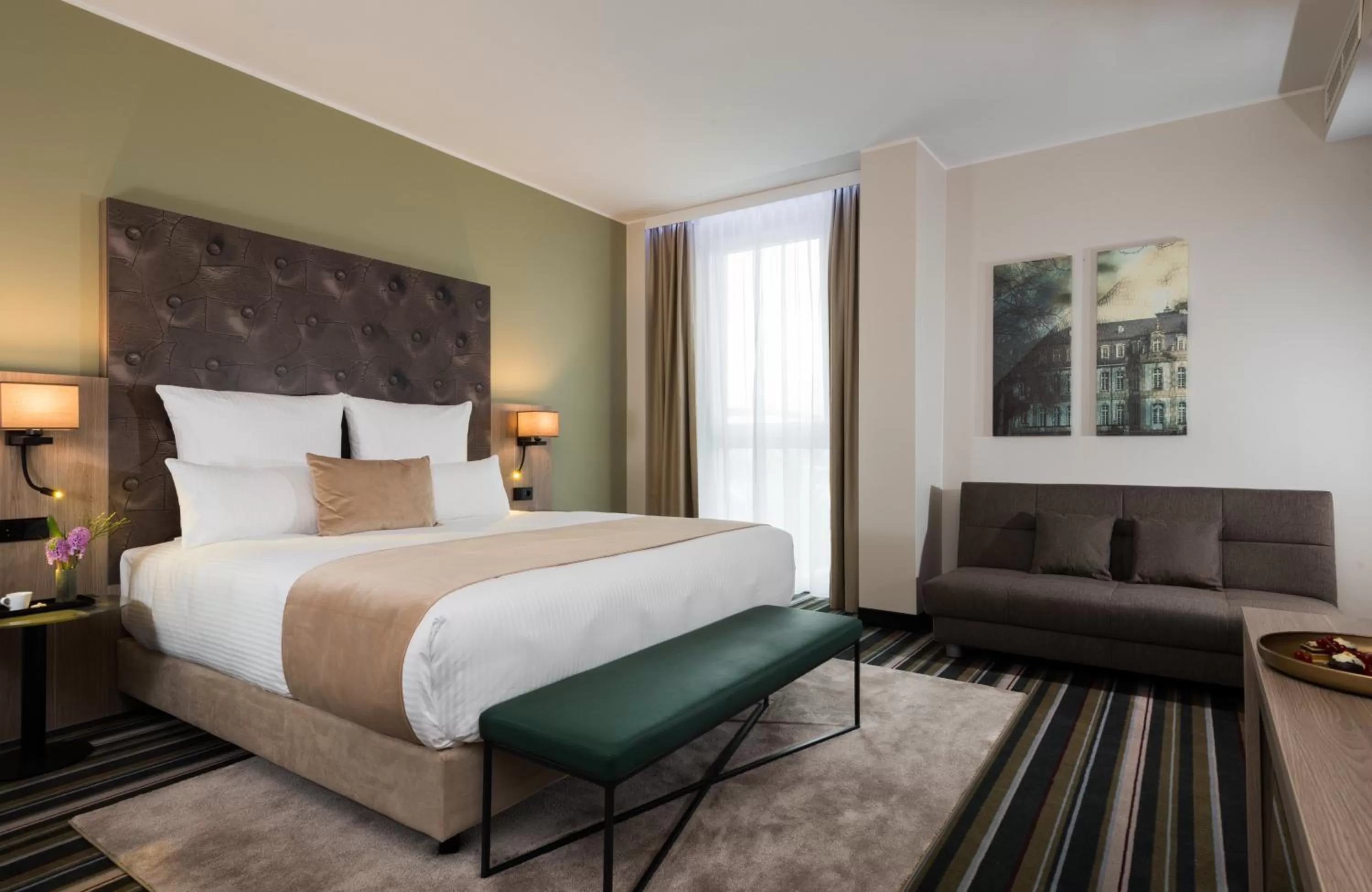 Bedroom, Bed in Leonardo Hotel Offenbach Frankfurt