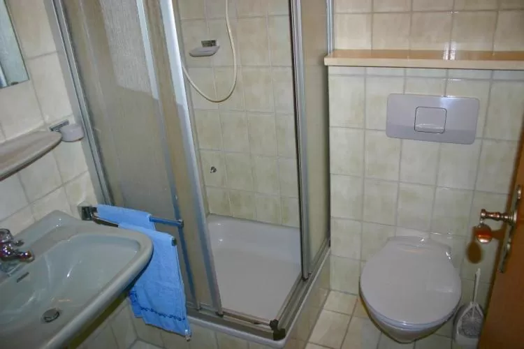 Bathroom in Sunrise Hotel