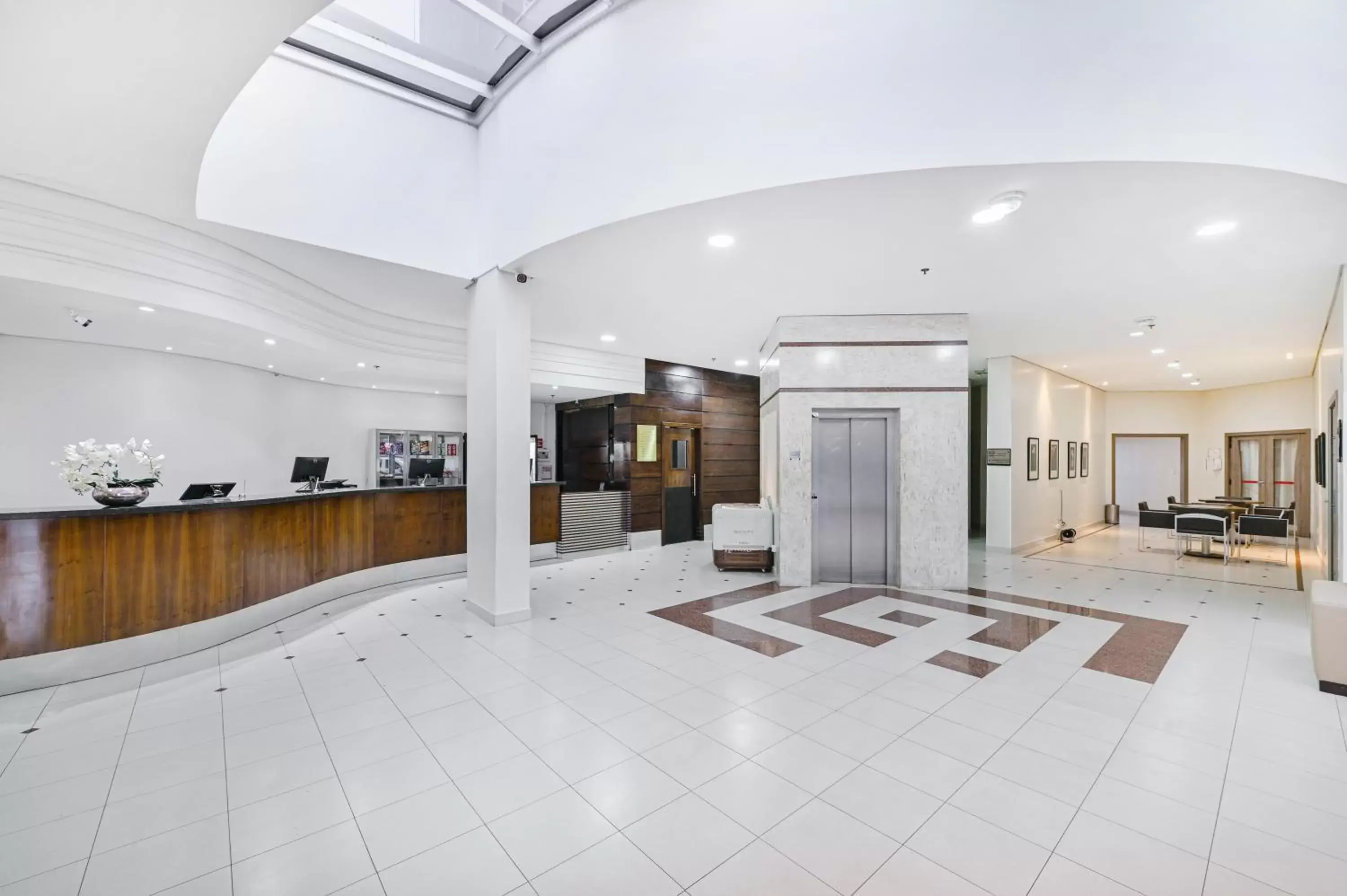 Lobby or reception, Lobby/Reception in Nacional Inn Cuiabá