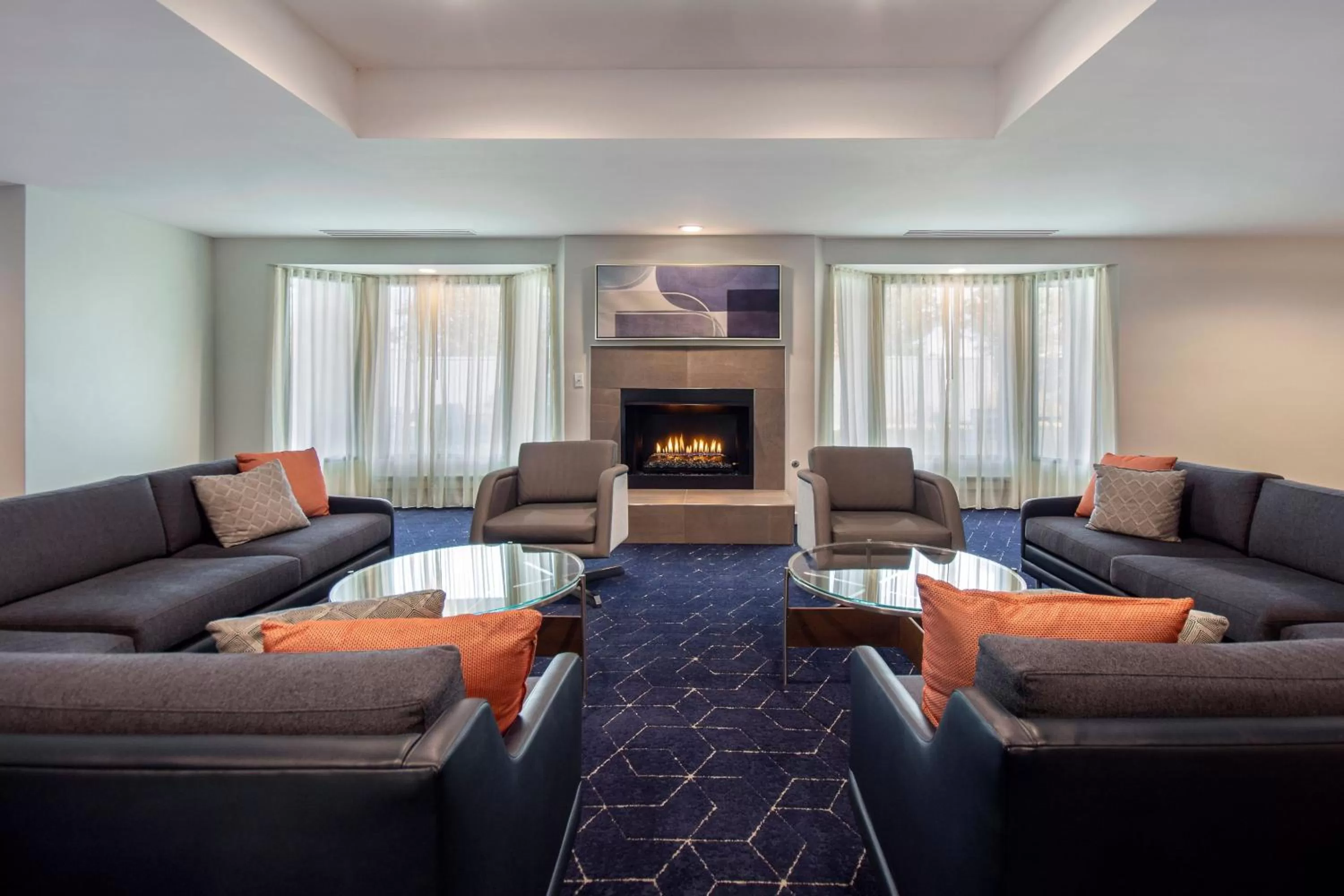 Lobby or reception in Courtyard by Marriott Cincinnati Airport