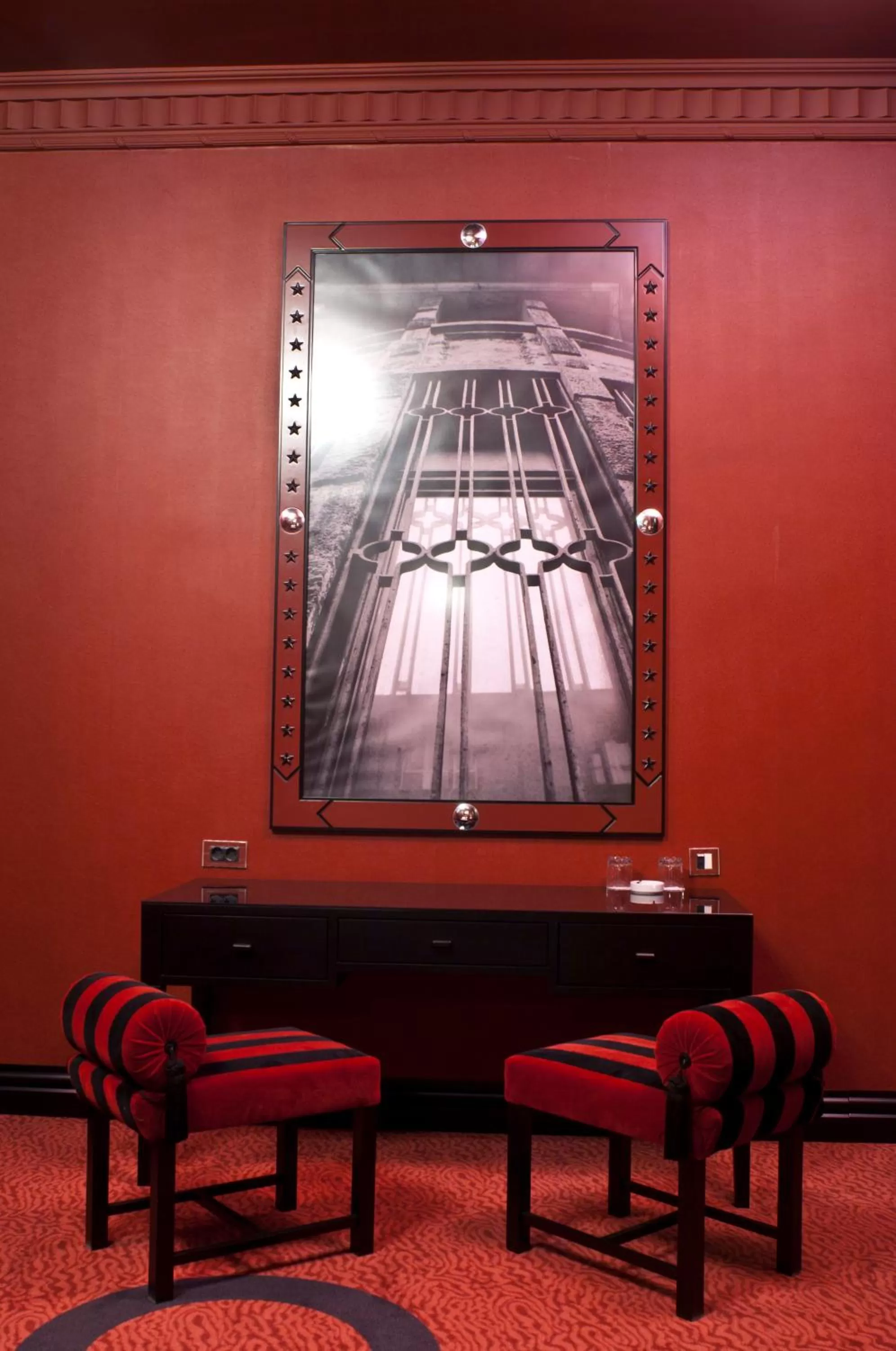 Seating area in Taxim Hill Hotel