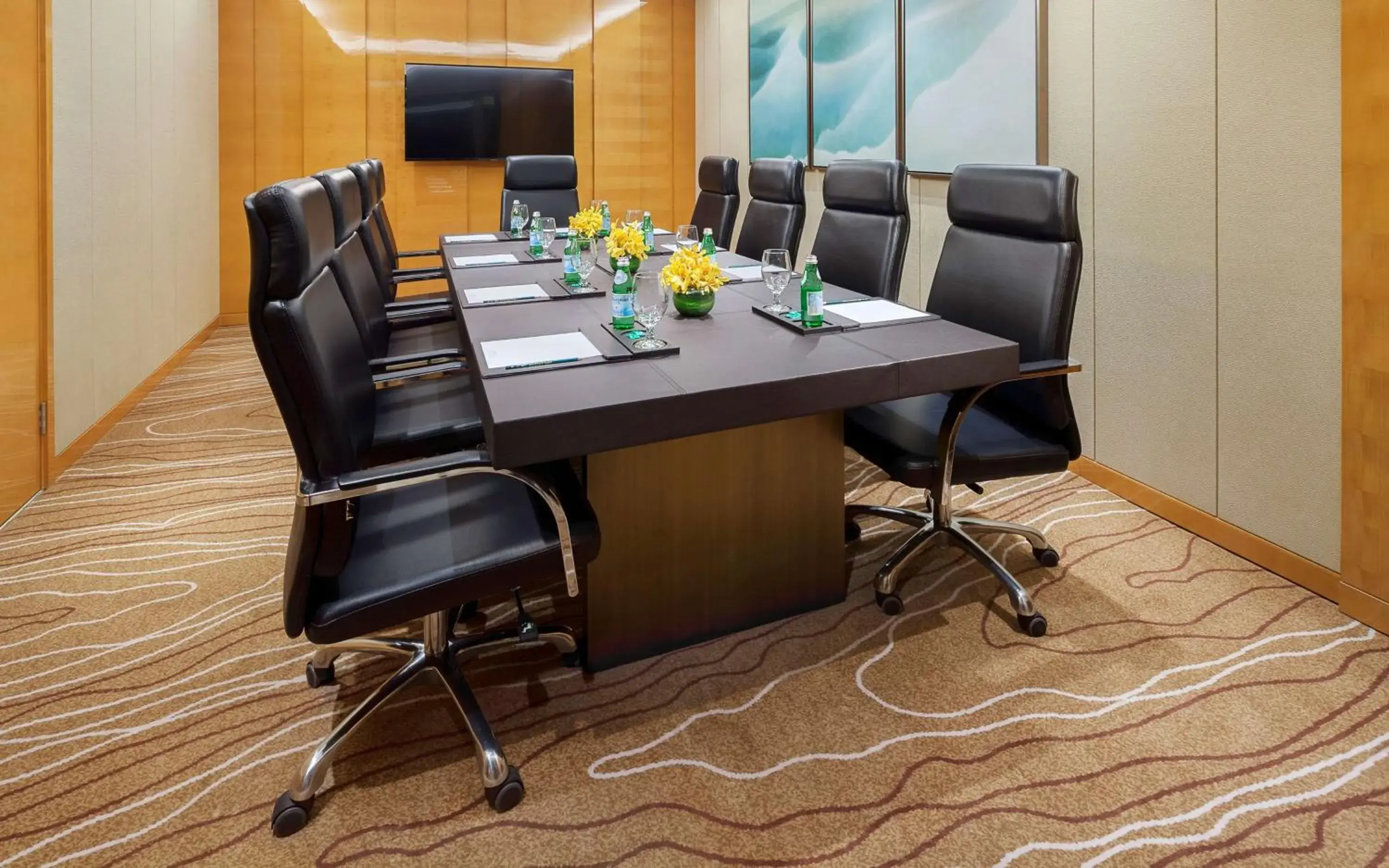 Meeting/conference room, Business Area/Conference Room in DoubleTree by Hilton Hotel Qingdao-Jimo Ancient City