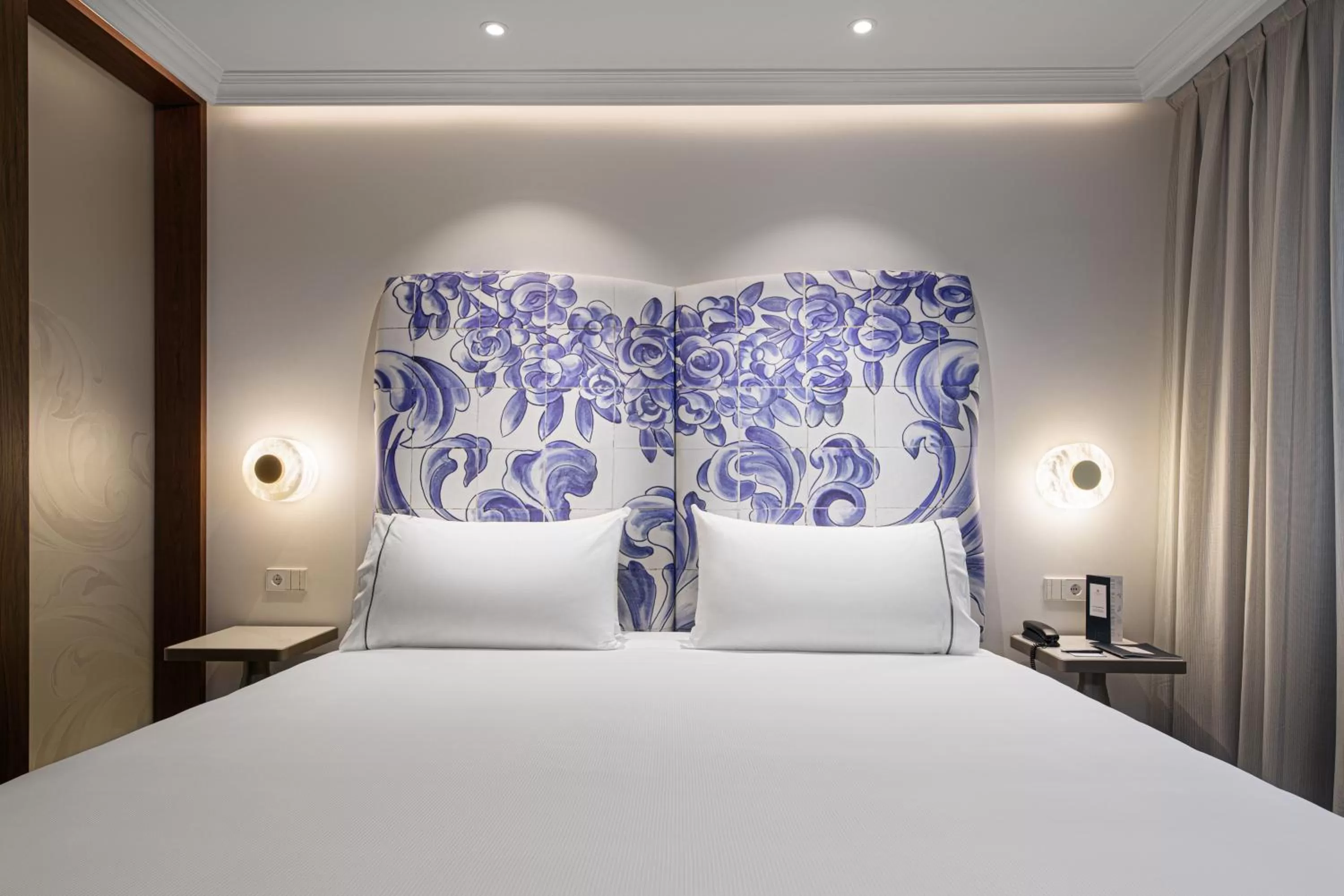 Bed in Eurostars Universal Lisboa