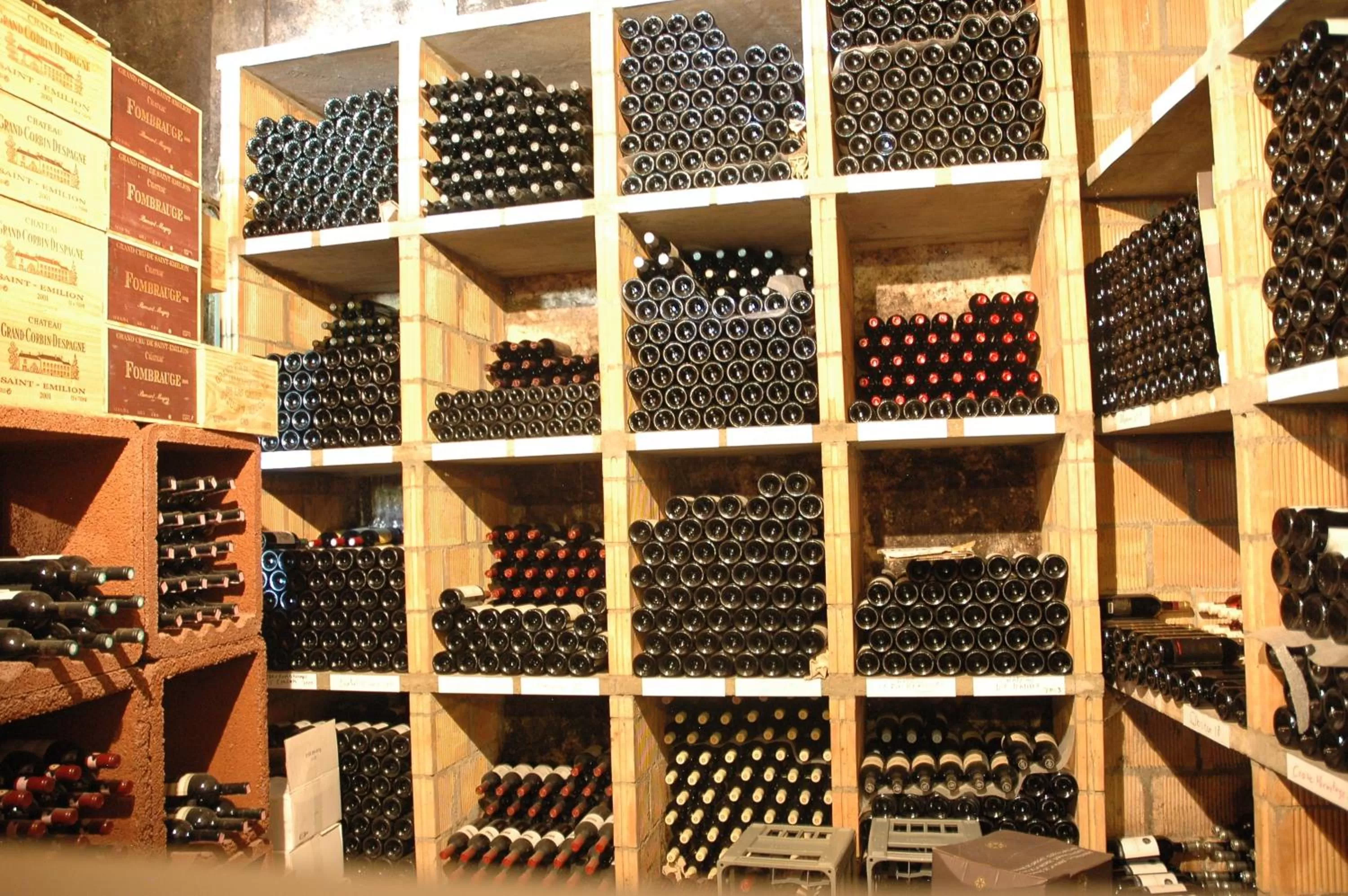 Food and drinks, Drinks in Auberge de Dully