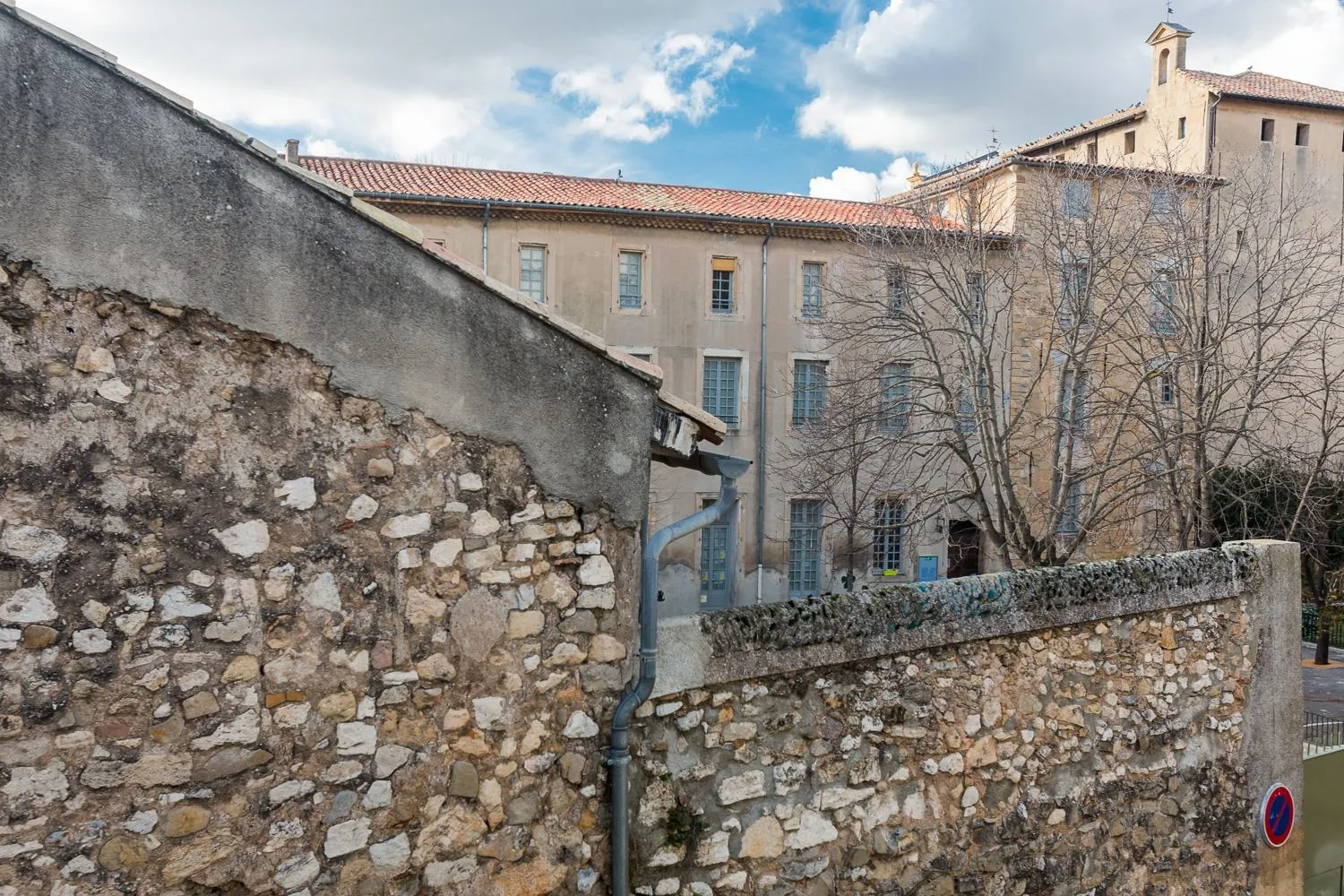 Street view, Property Building in Precheurs Studios