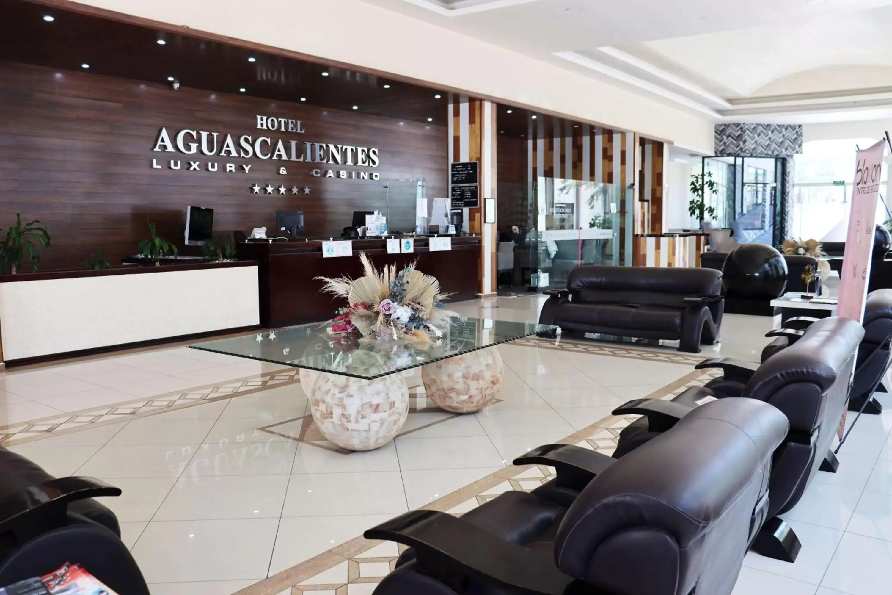 Lobby or reception, Lobby/Reception in Wyndham Garden Aguascalientes Hotel & Casino
