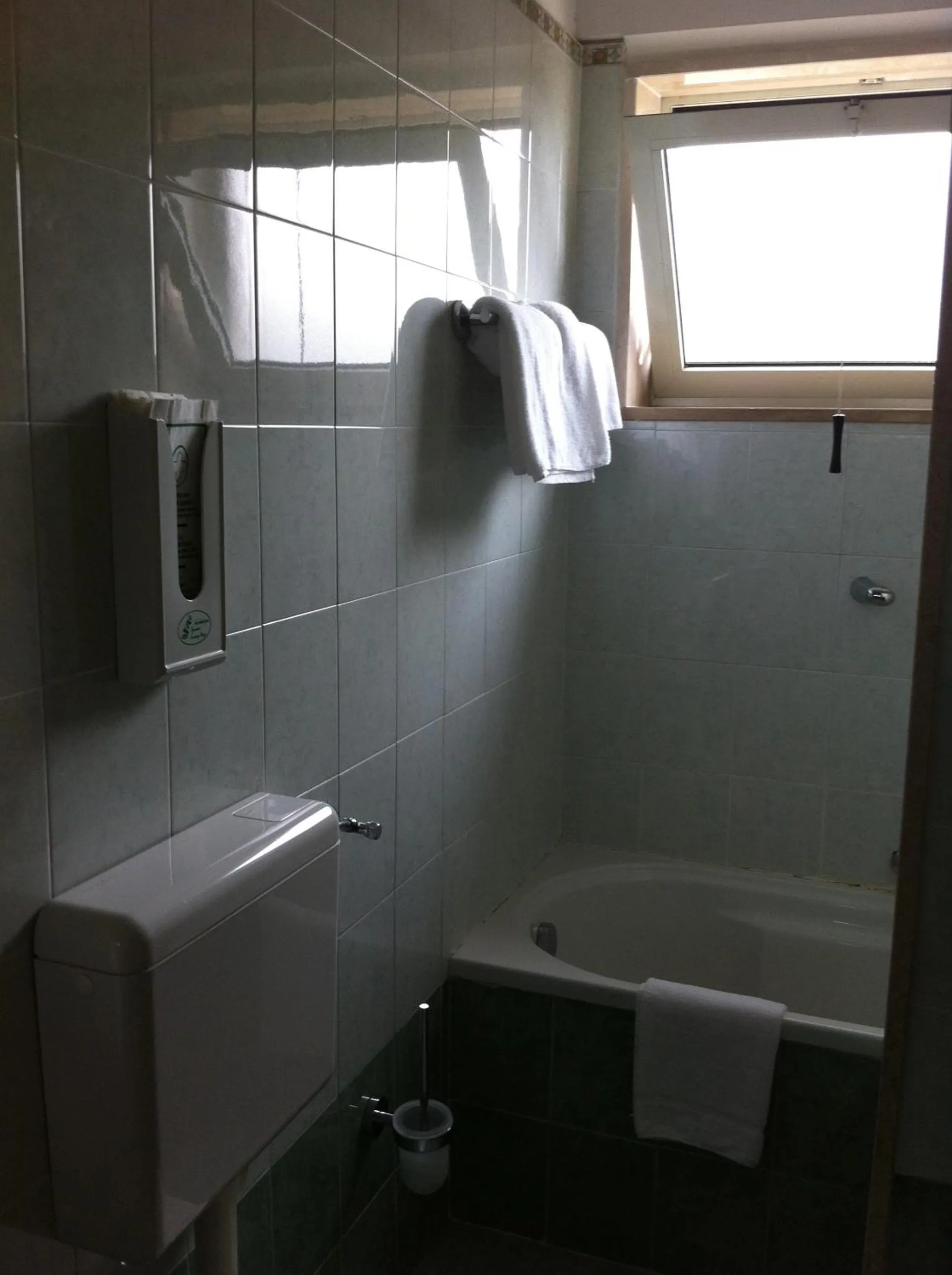 Bathroom in Hotel Atleti