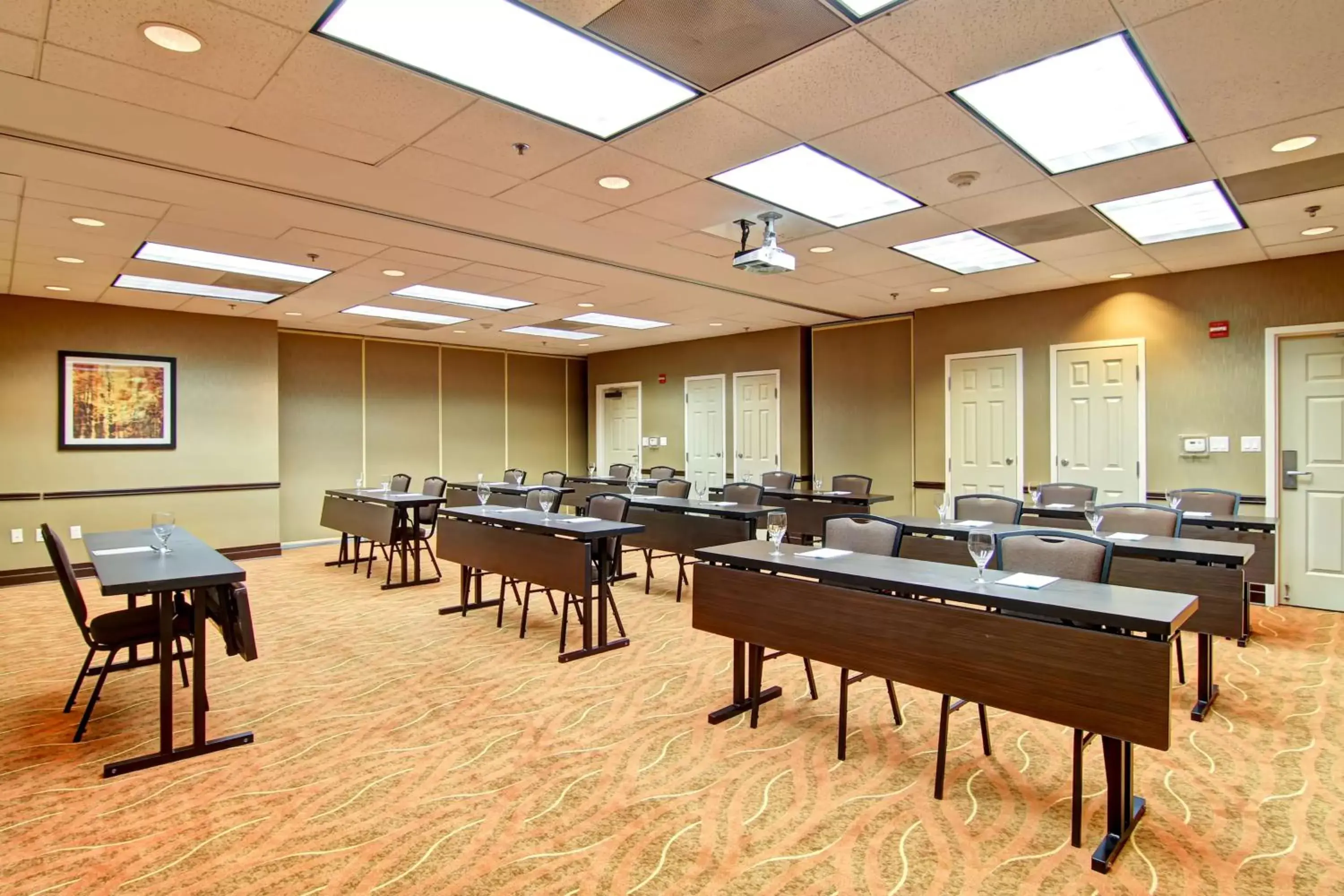 Meeting/conference room in Homewood Suites Houston Kingwood Parc Airport Area