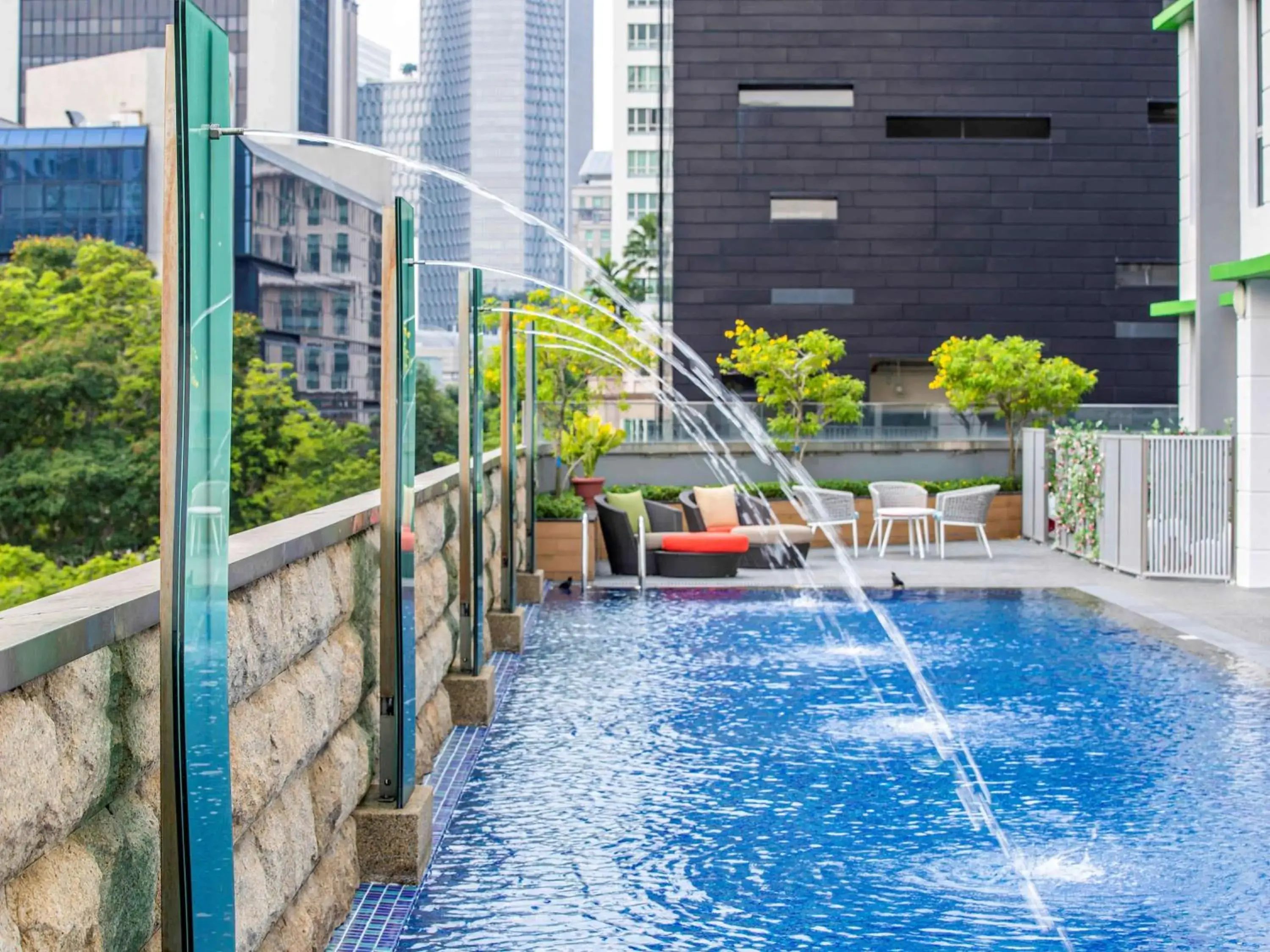 Property building, Swimming Pool in ibis Styles Singapore Albert