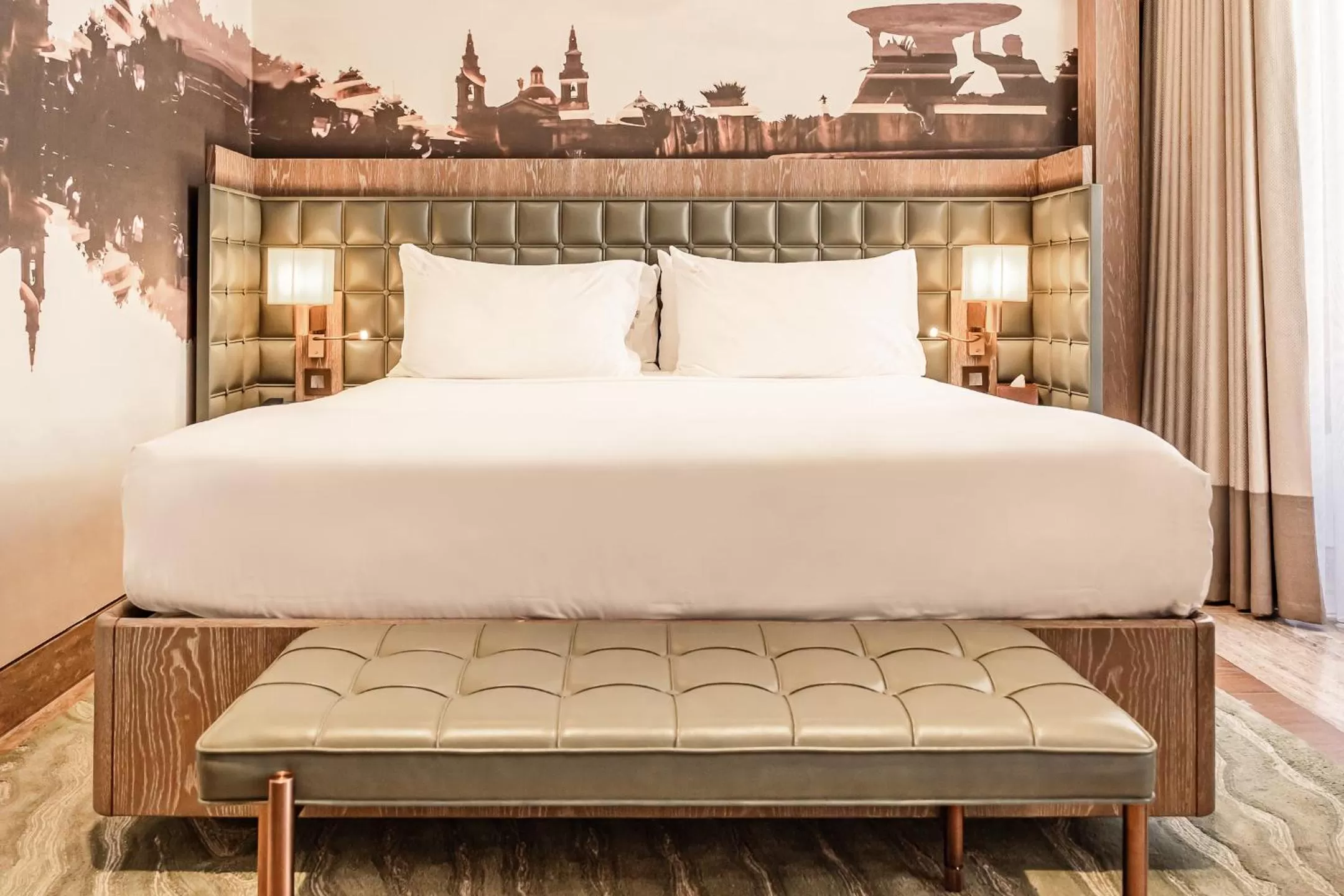 Bed in Iniala Harbour House