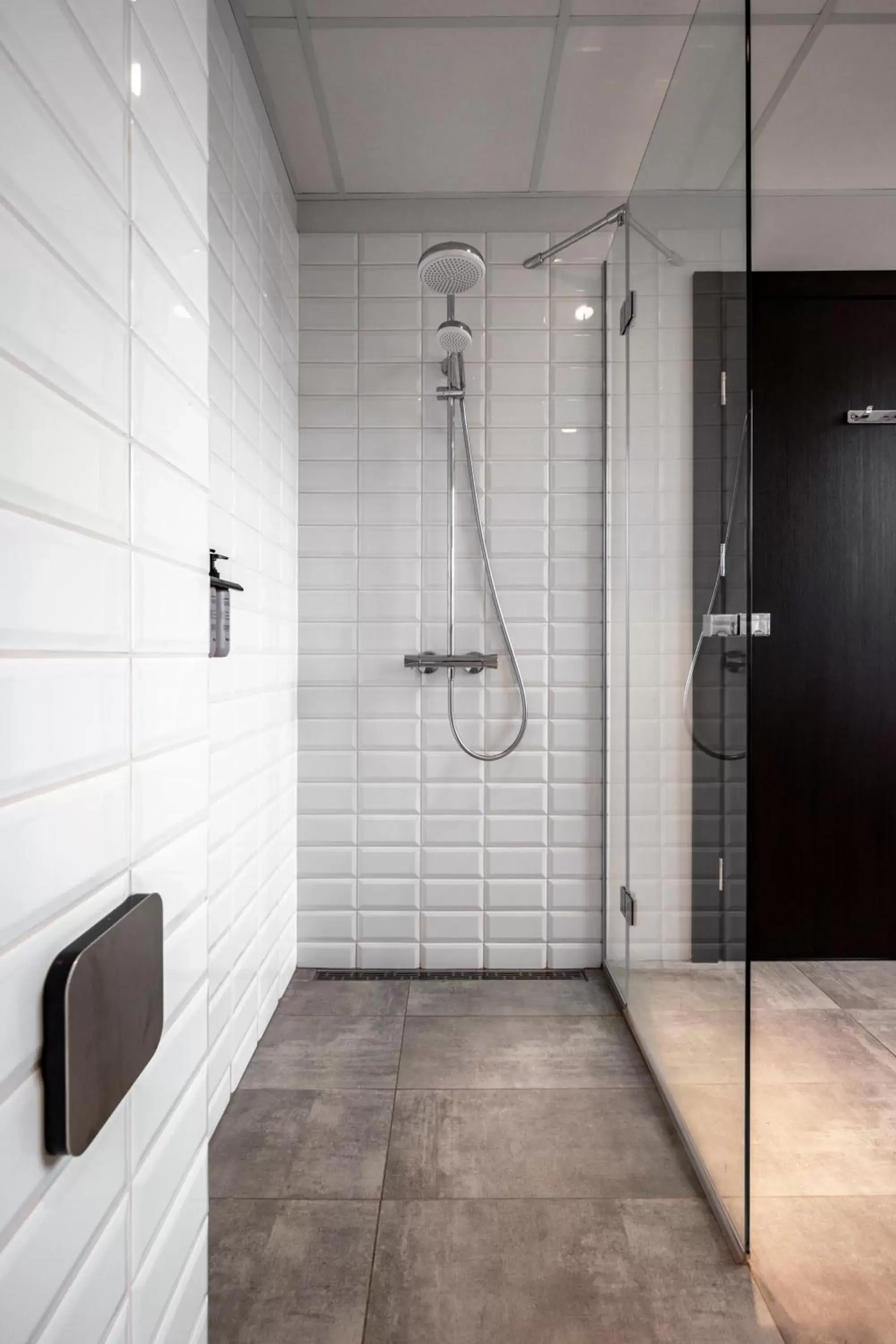Shower, Bathroom in Hotel Von
