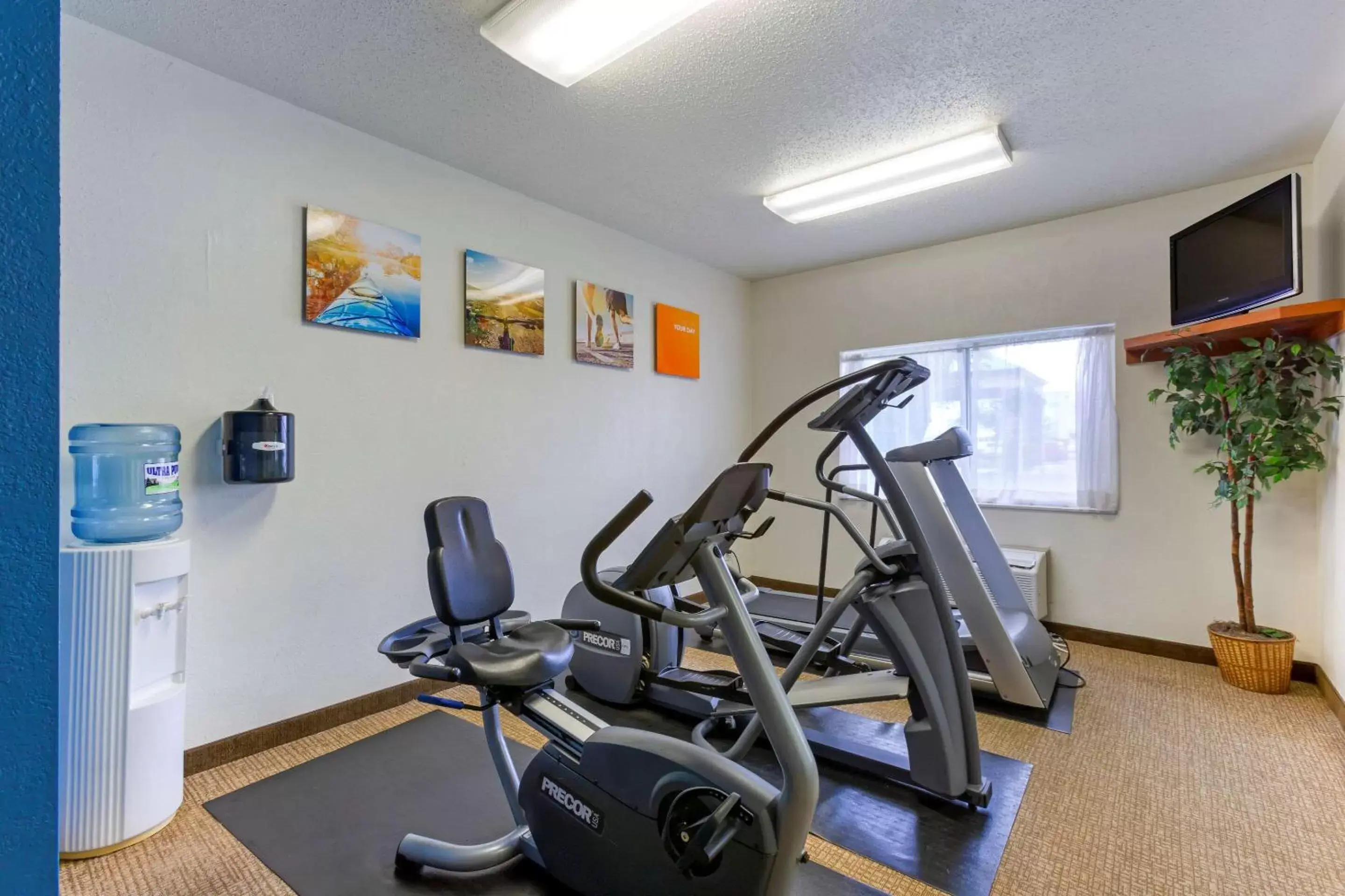 Activities, Fitness Center/Facilities in Comfort Inn South-Medford
