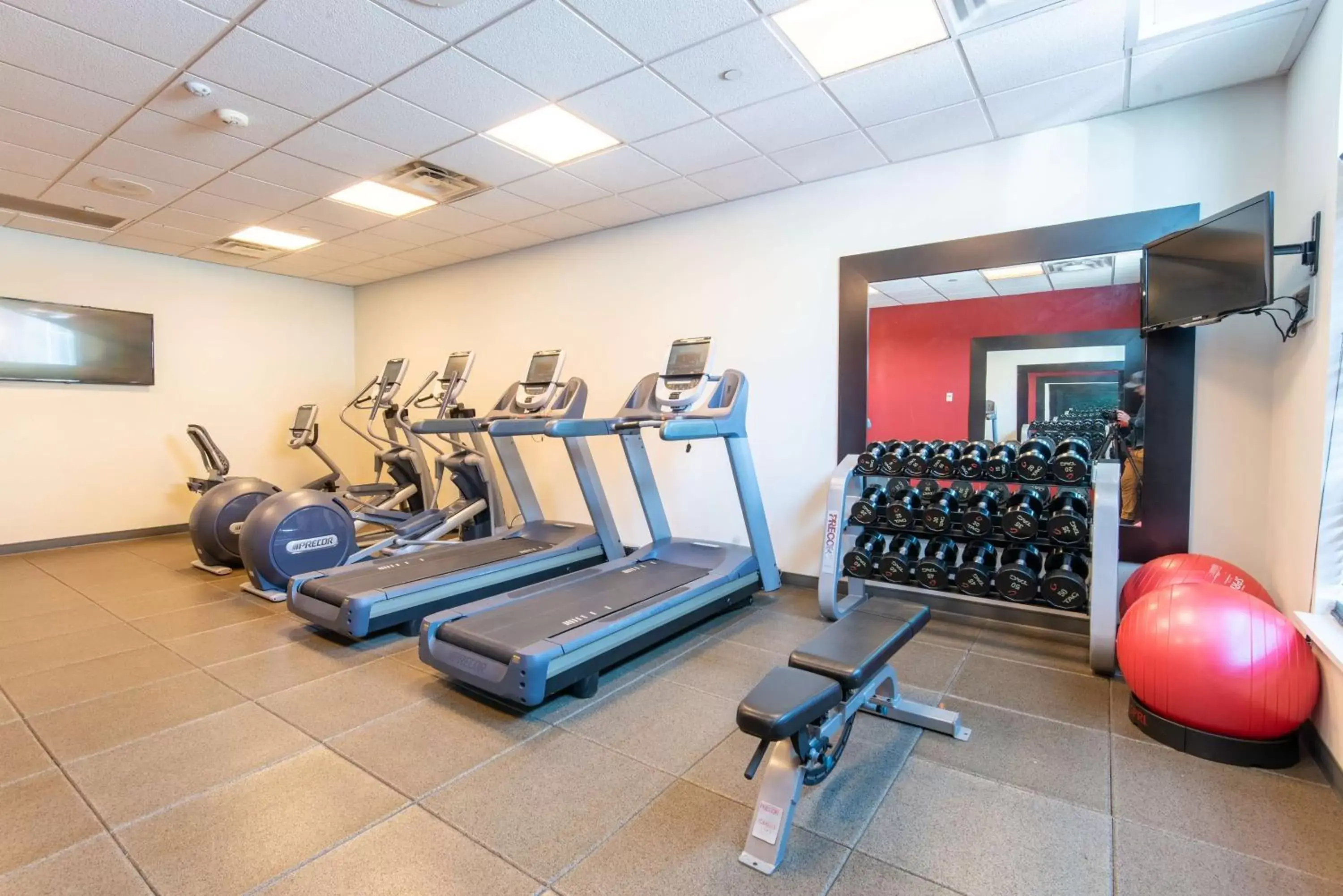Fitness centre/facilities, Fitness Center/Facilities in Hilton Garden Inn Ogden