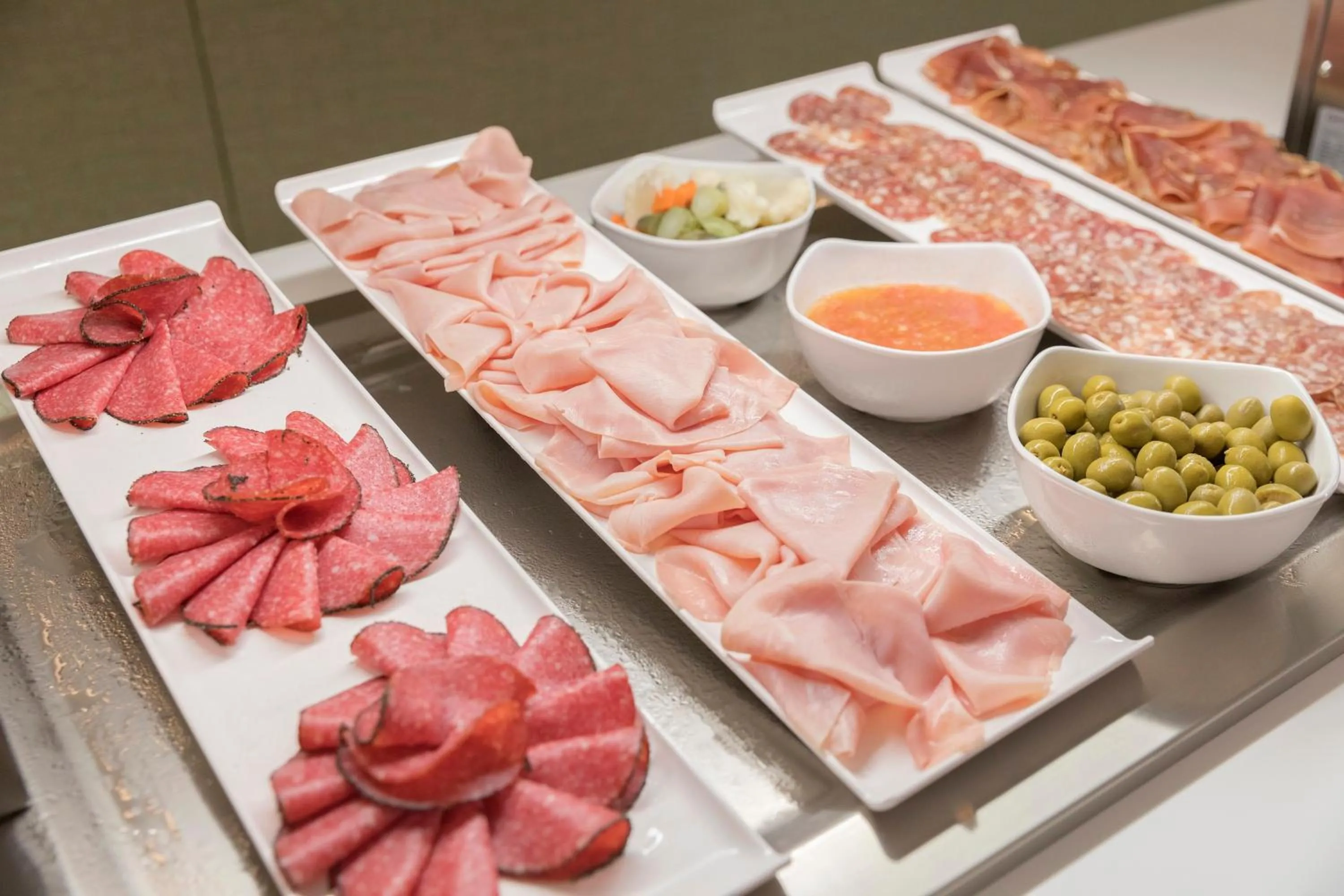 Food and drinks in HM Ayron Park - Adults Only